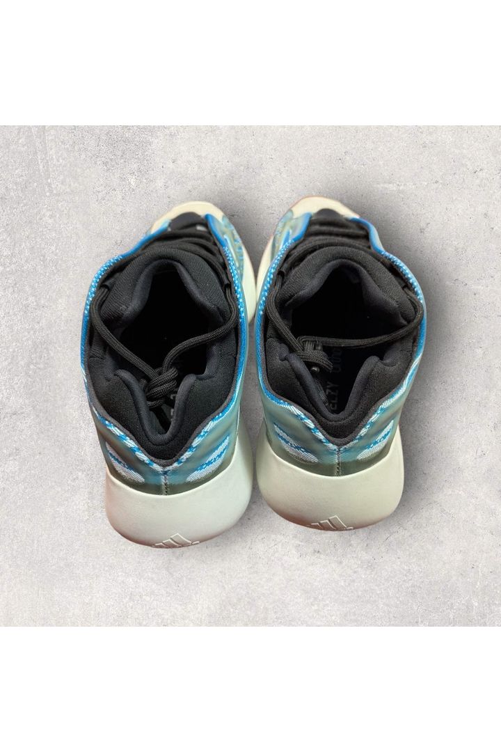 Adidas Yeezy 700 V3 ARZARETH