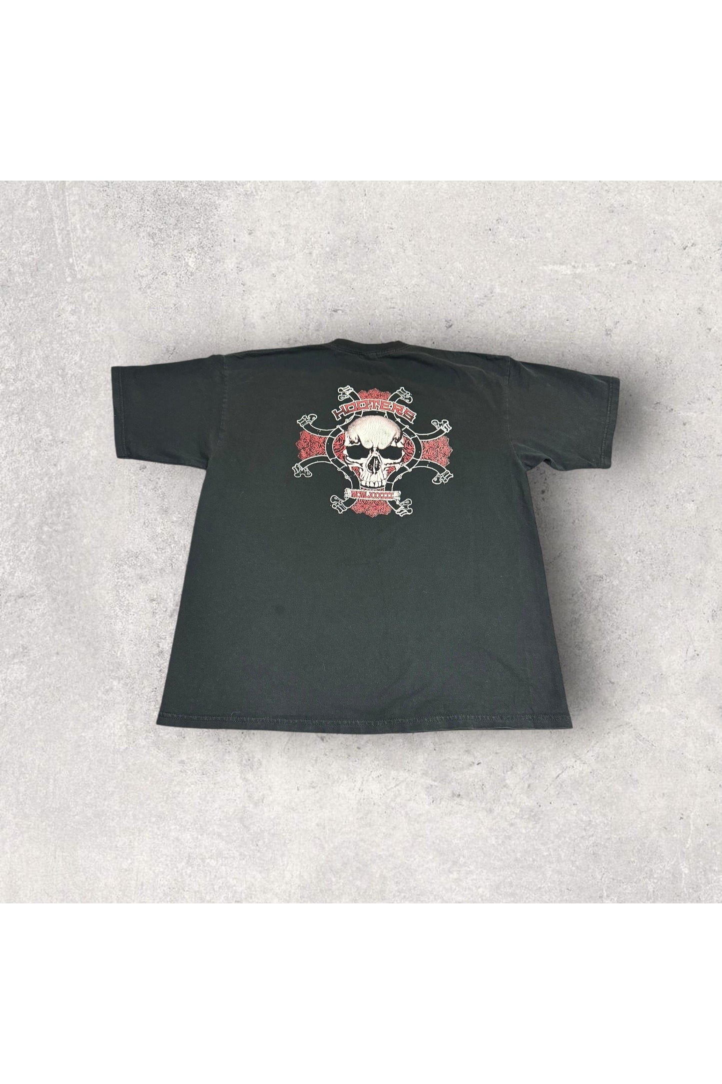 Vintage 90s/Y2K Gildan Hooters Ahwatukee, AZ Tee- XL