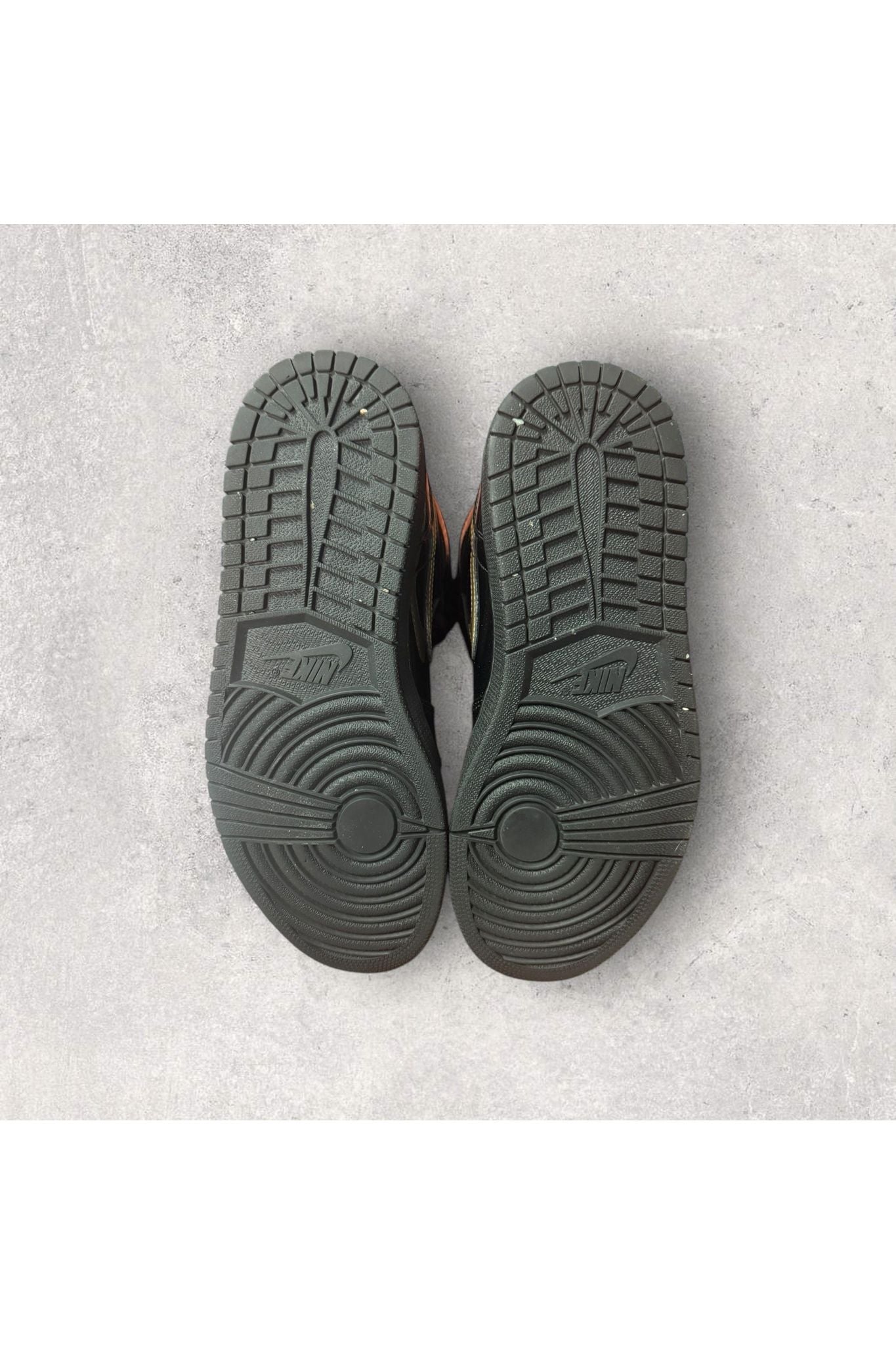 Jordan 1 Retro High BLACK METALLIC GOLD (2020)