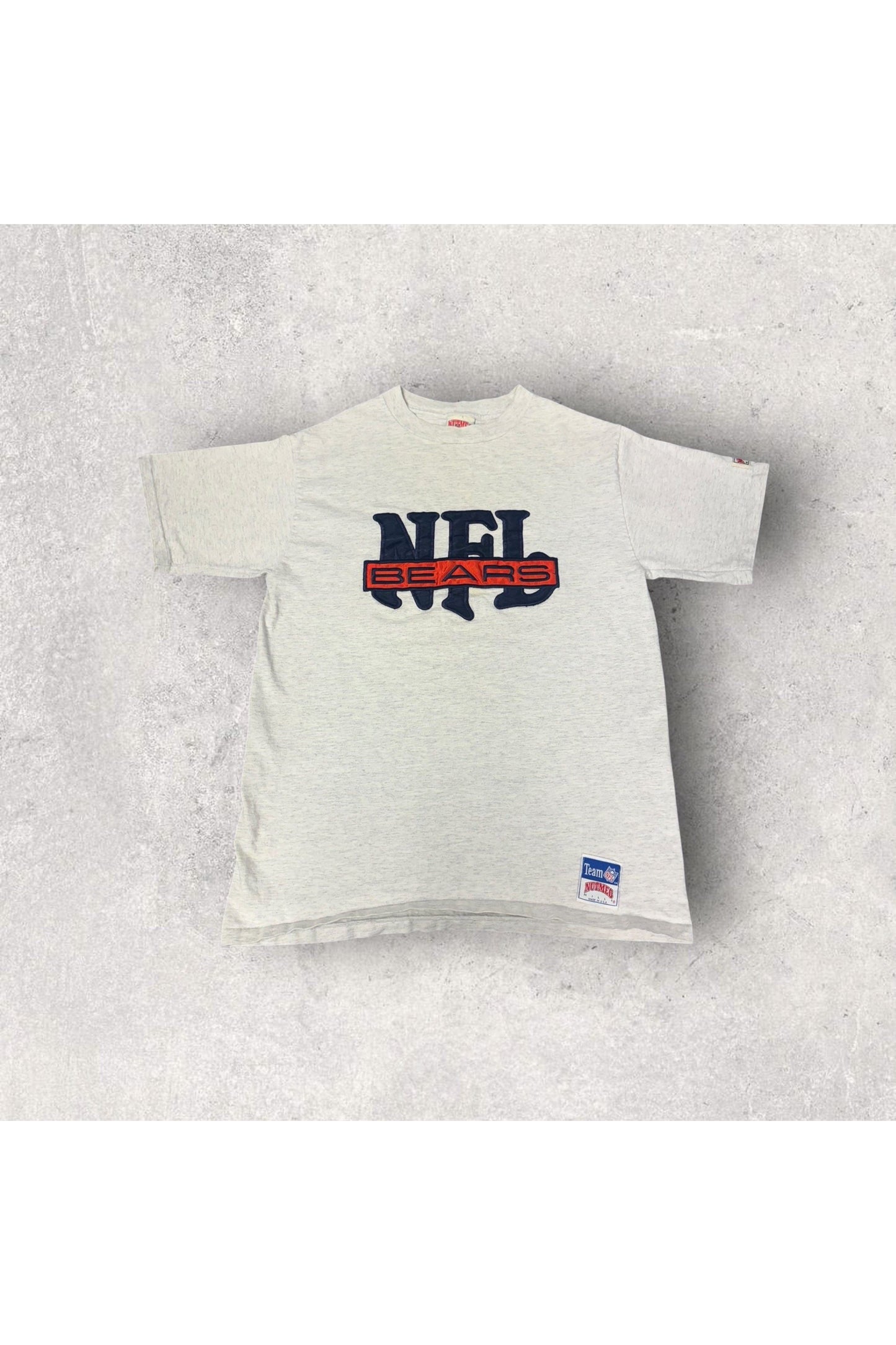 Vintage Nutmeg Mills Made In USA Chicago Bears NFL Tee- L