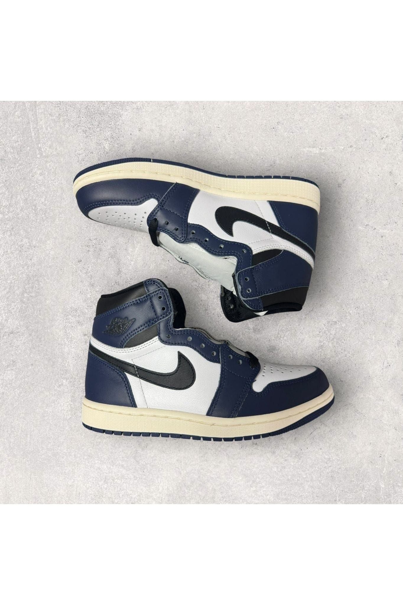 Jordan 1 Retro High OG Midnight Navy- SZ 6