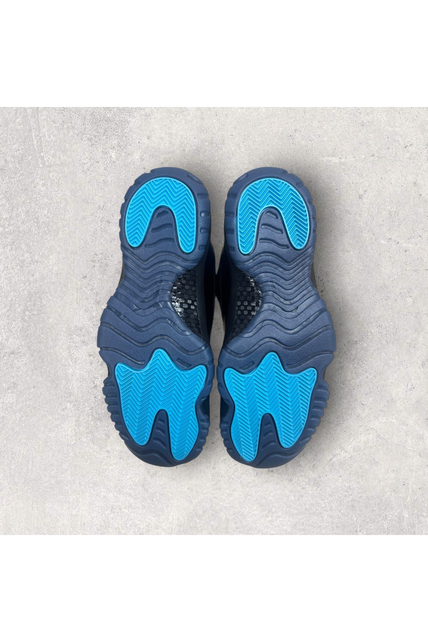 Jordan 11 Retro Gamma Blue (2025)- SZ 10