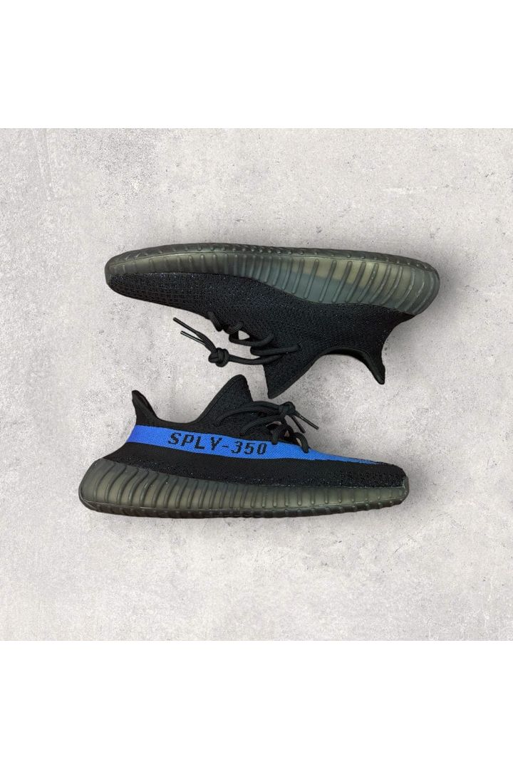 Adidas Yeezy Boost 350 V2 DAZZLING BLUE BACK 2 THE VINTAGE Adidas Yeezy Boost 350 V2 DAZZLING BLUE BACK 2 THE VINTAGE