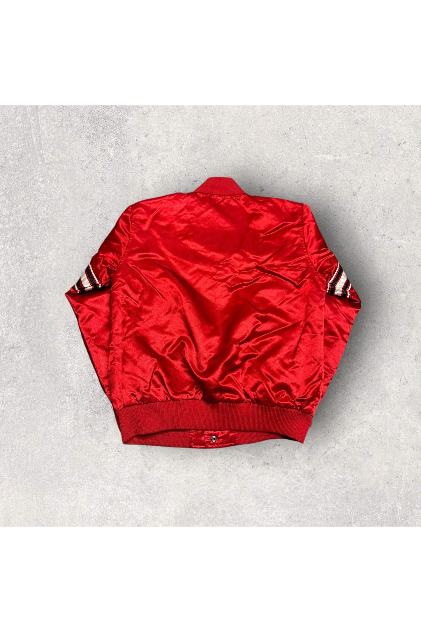 Vintage Starter Chicago Bulls Satin Bomber Jacket- M