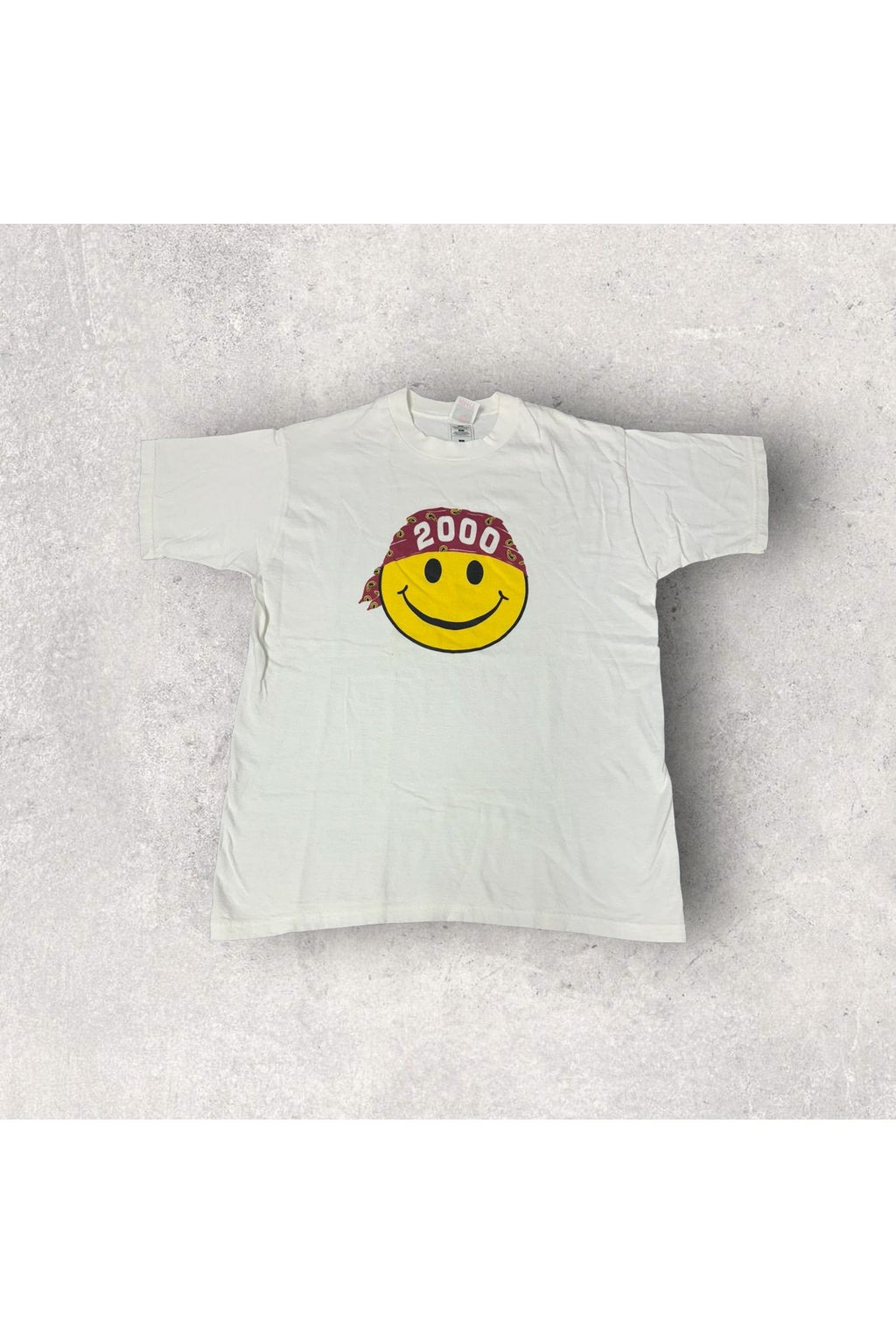 Vintage 2000 Smiley Face Tee- L