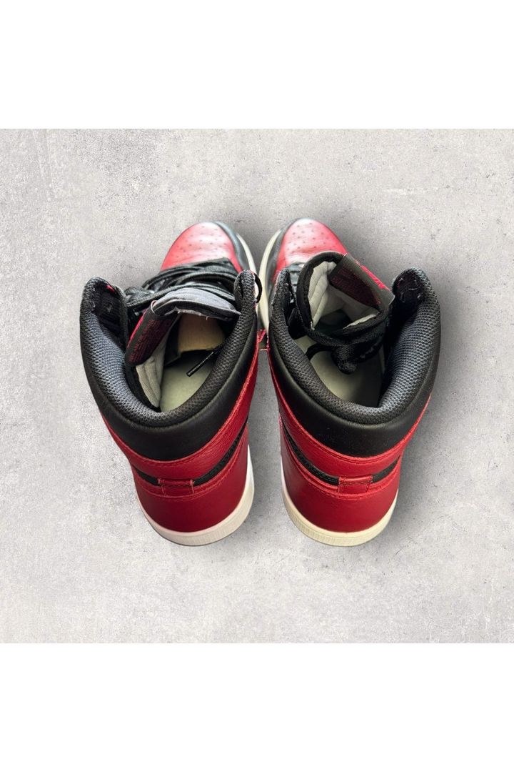 Jordan 1 Retro High BRED BANNED (2016)