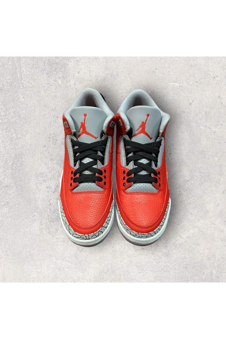 Jordan 3 Retro SE UNITE