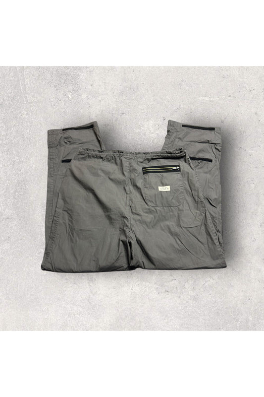2000s Tommy Hilfiger Type TH-5 Nylon Utility Pants- L