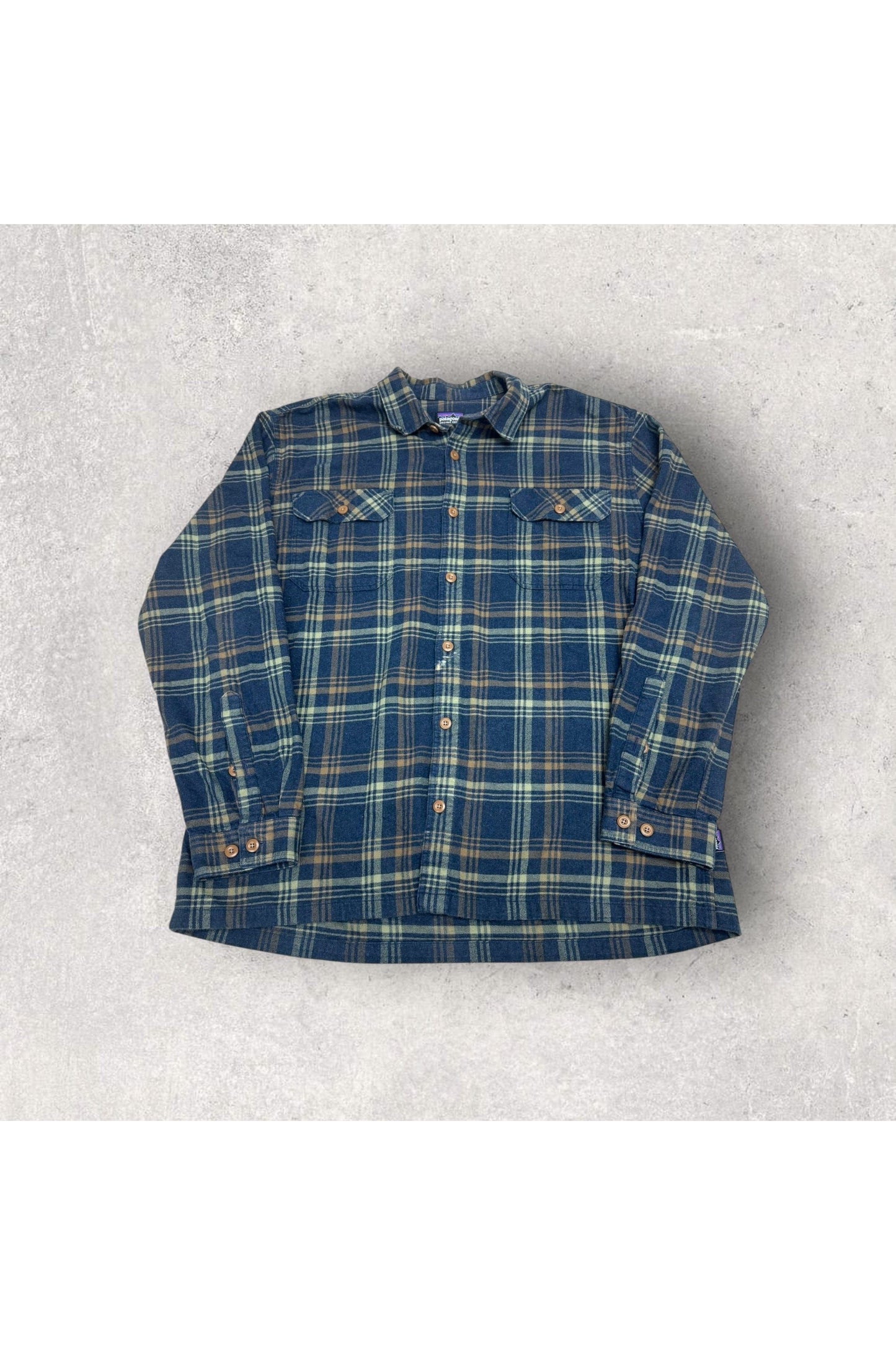 Patagonia Long Sleeve Flannel Button Up- XL