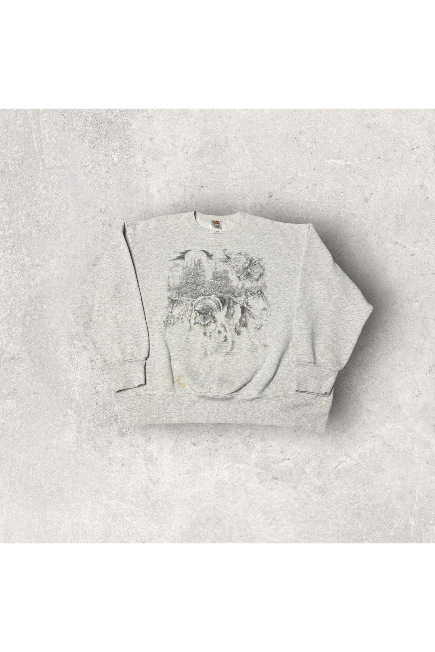 Vintage Fruit of the Loom Wolves Nature Crewneck- L