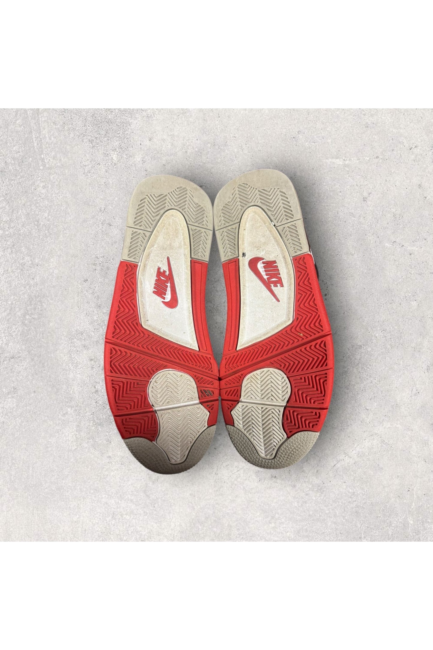 Jordan 4 Retro Fire Red (2020)- SZ 11.5