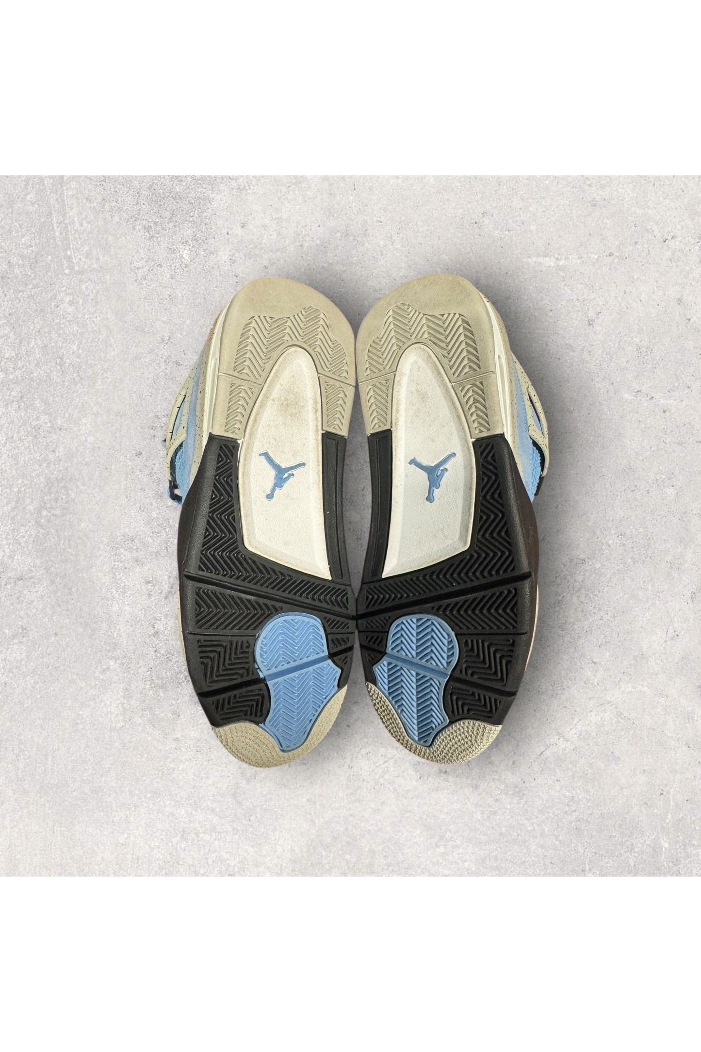 Jordan 4 Retro University Blue- SZ 10