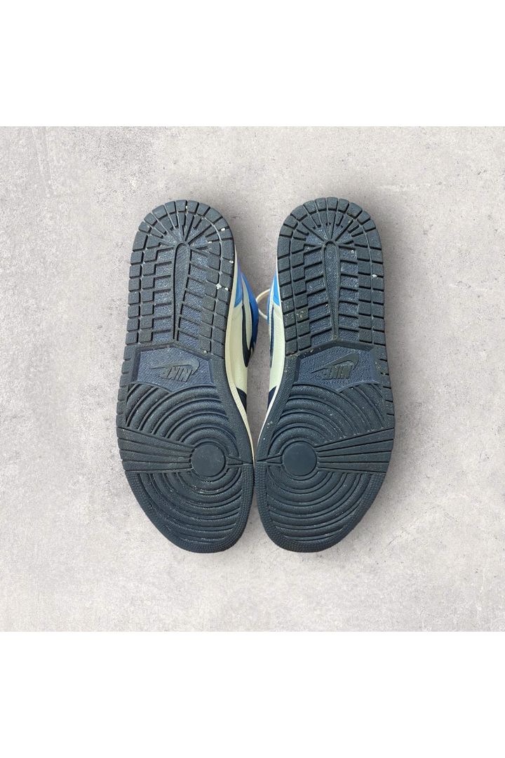 Jordan 1 Retro OBSIDIAN