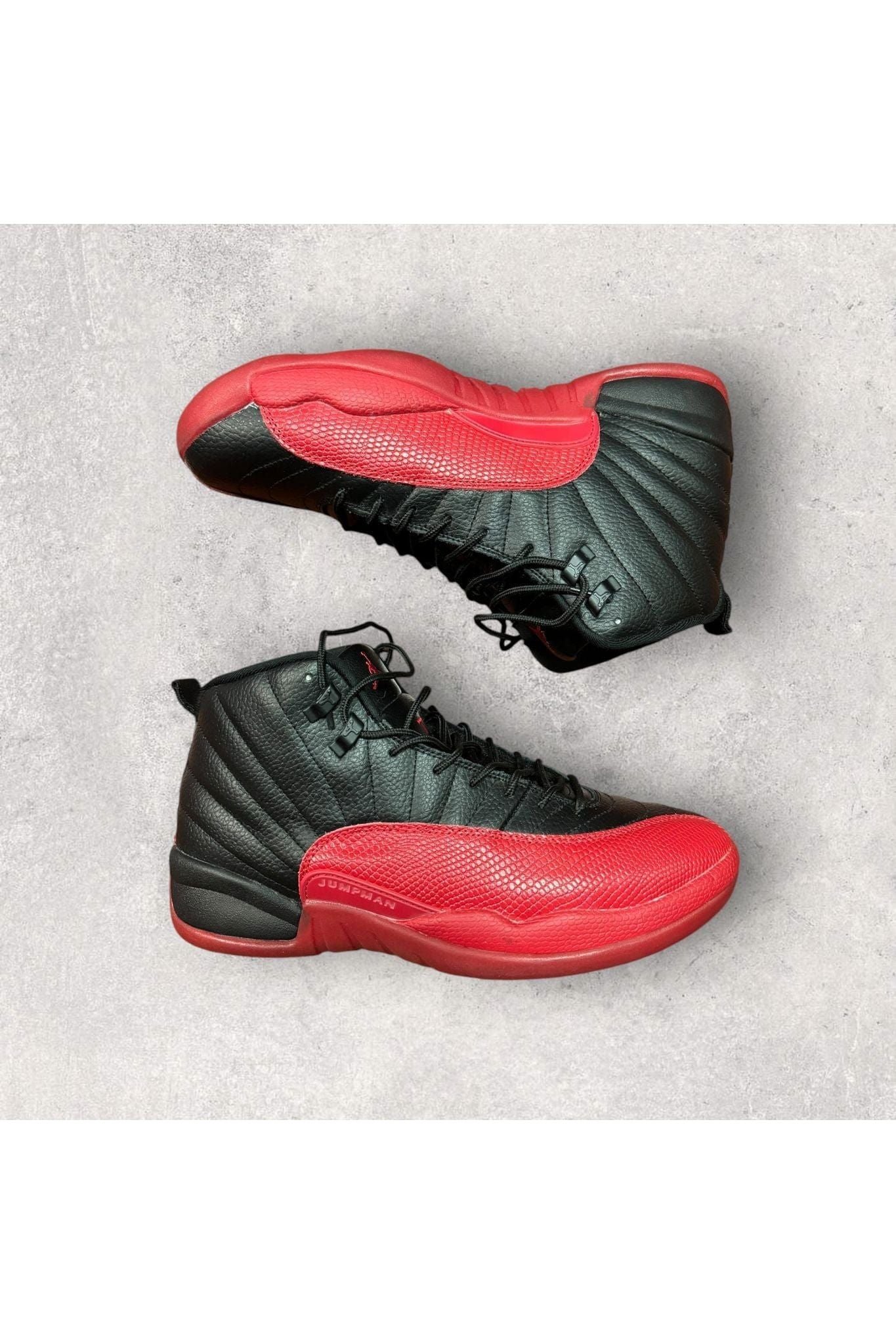 靴 Air Jordan 12 Retro Flu Game (2016) Jordan 12 Retro FLU GAME (2016) – BACK 2 THE VINTAGE