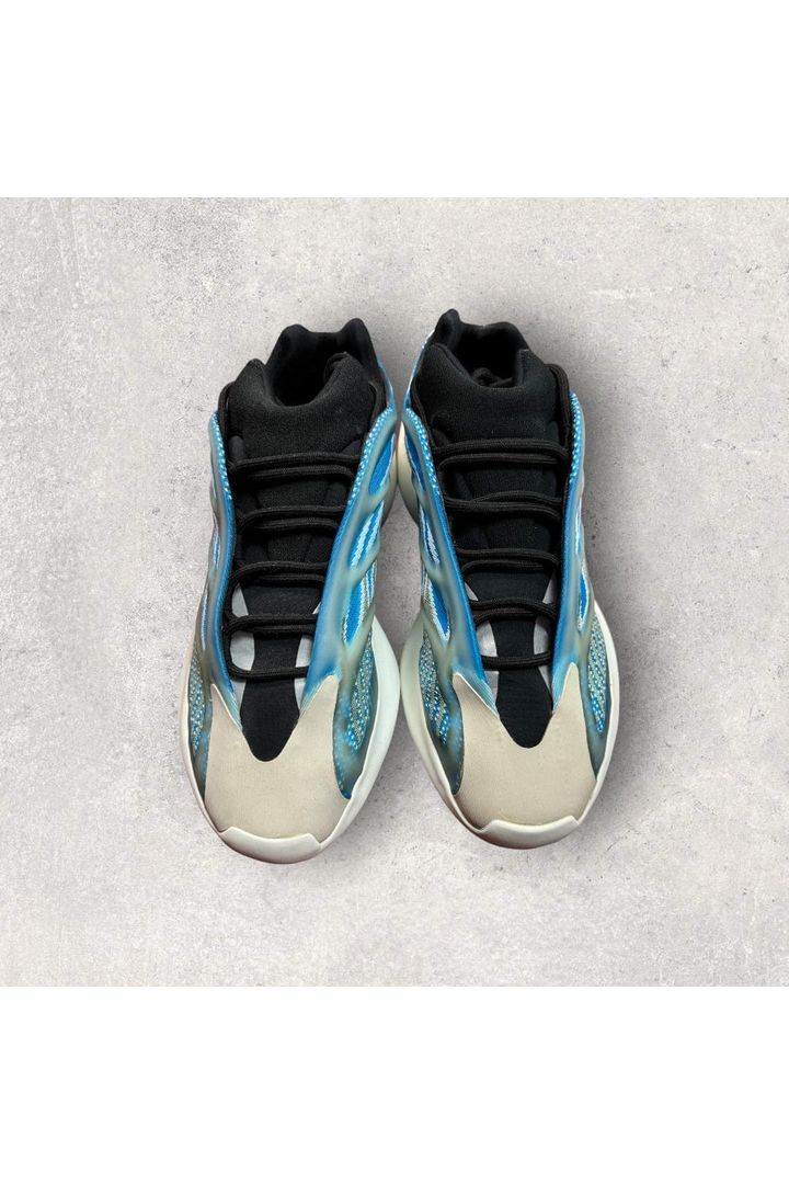 Adidas Yeezy 700 V3 ARZARETH