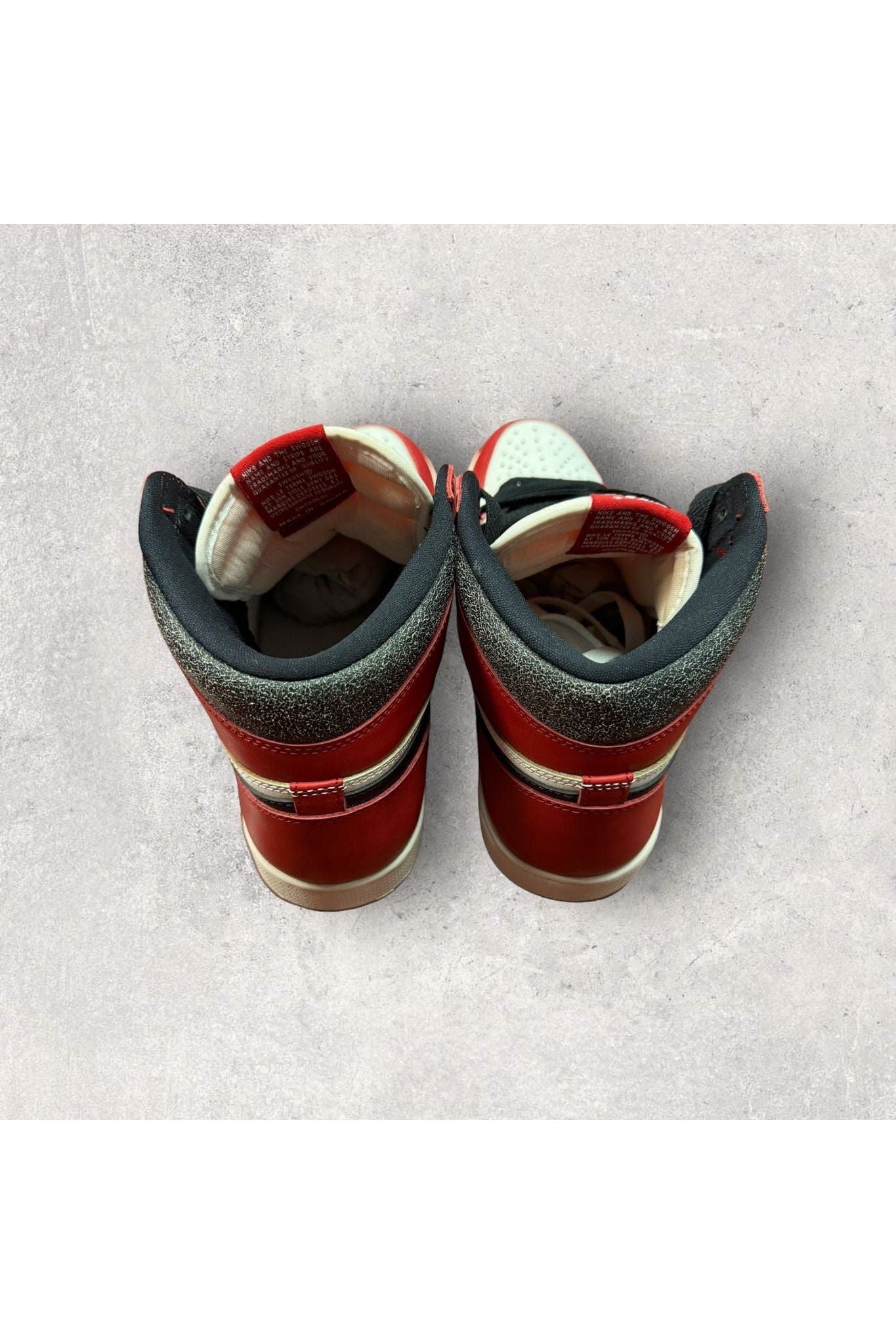 Jordan 1 Retro High OG CHICAGO LOST AND FOUND