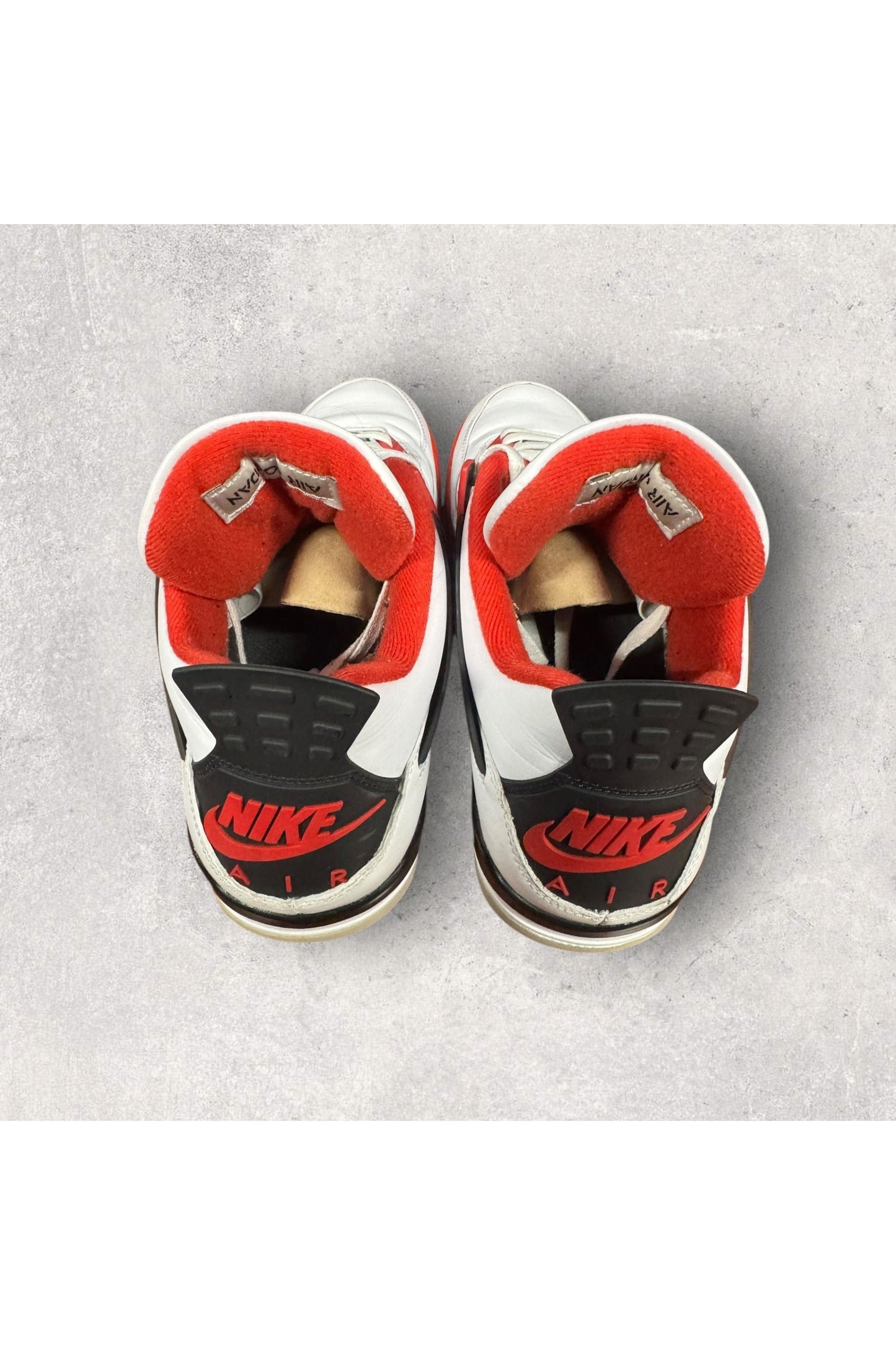 Jordan 4 Retro Fire Red (2020)- SZ 11.5