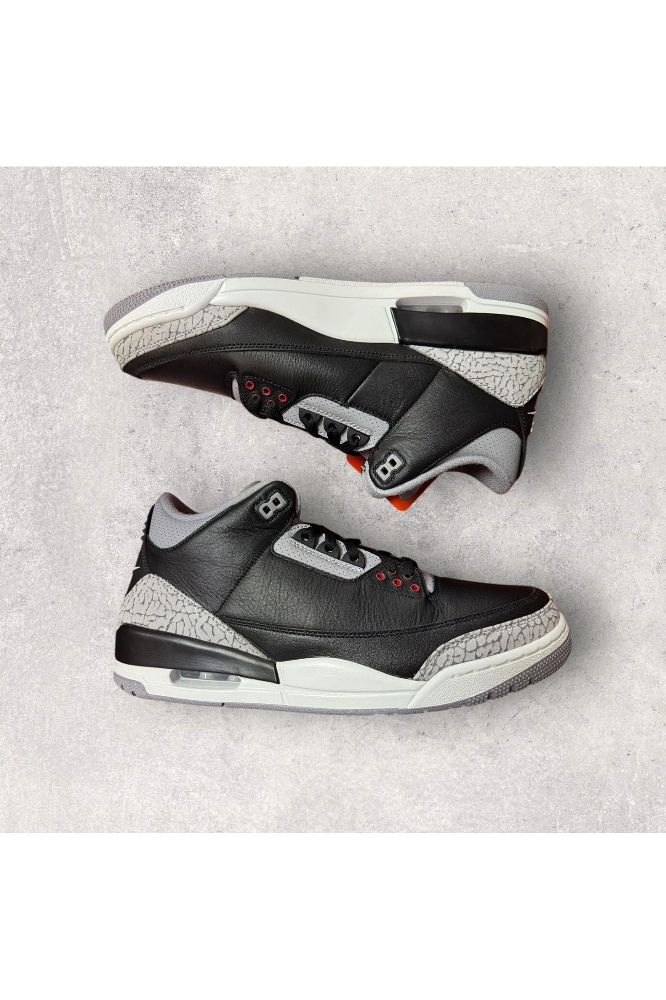 Jordan 3 Retro OG BLACK CEMENT (2024)