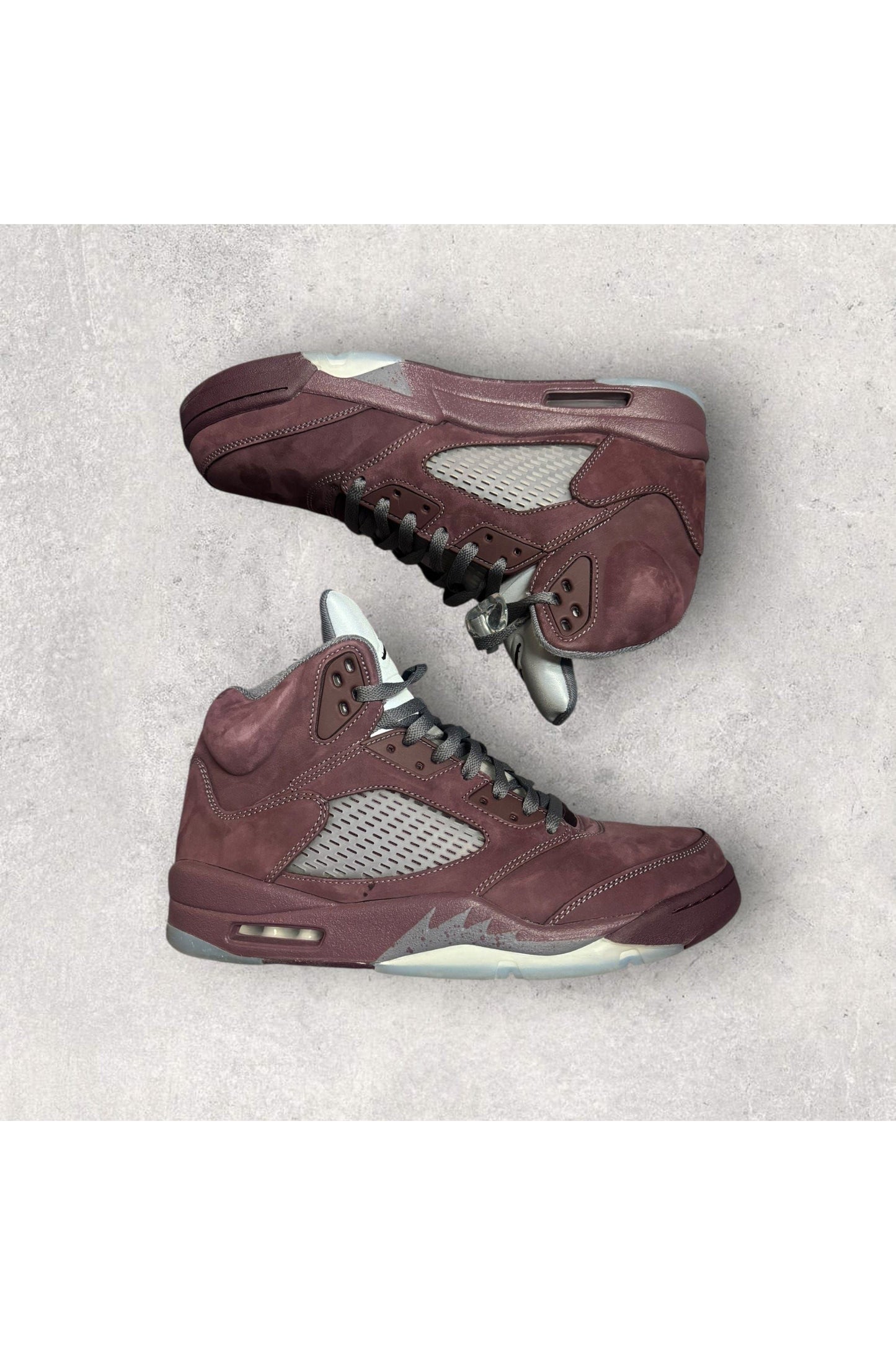 Jordan 5 Retro Burgundy (2023)- SZ 12