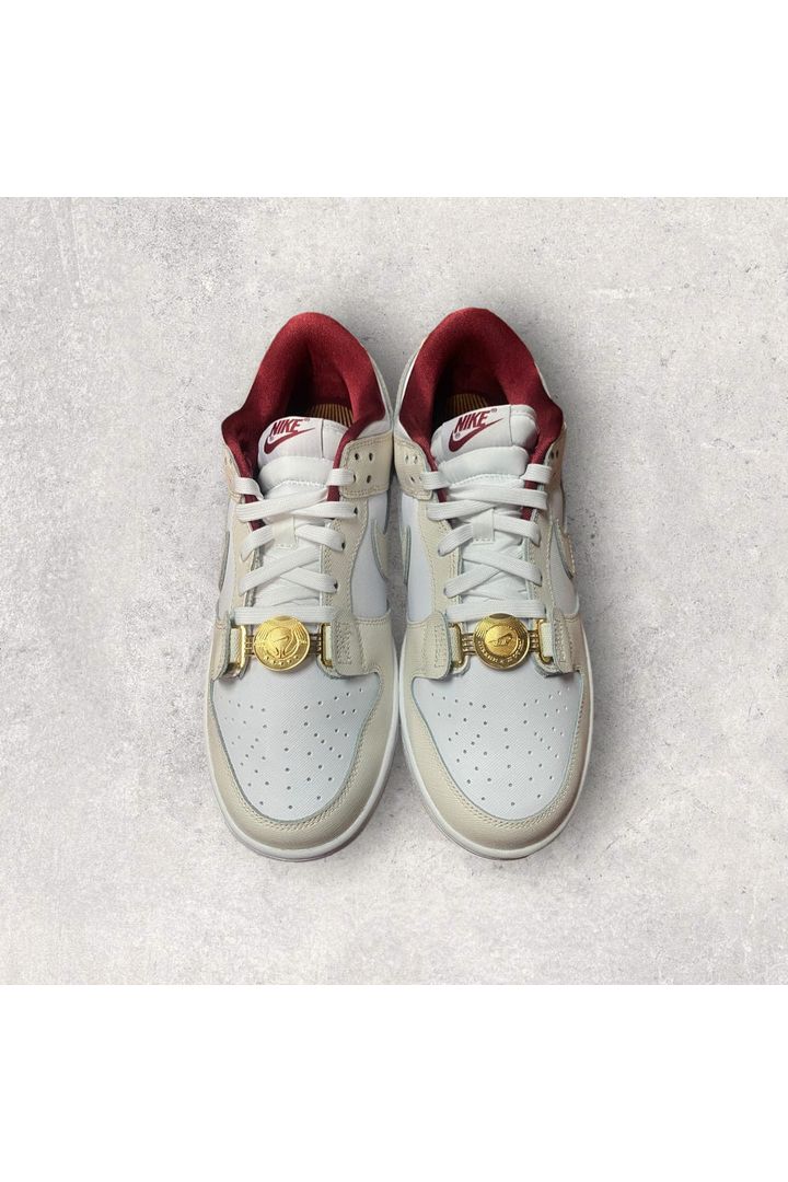 Nike Dunk Low SE JUST DO IT WHITE PHANTOM (WOMEN'S)