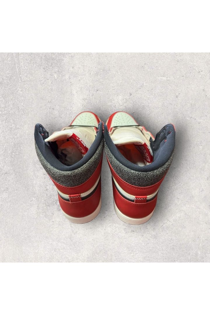 Jordan 1 Retro High OG CHICAGO LOST AND FOUND