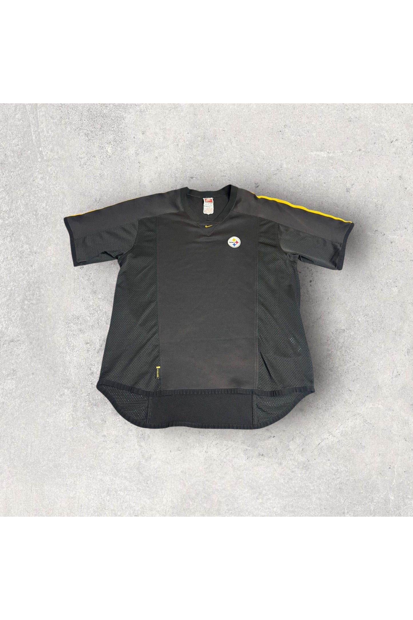 Vintage Team Nike Pittsburgh Steelers Center Swoosh Jersey/Tee- L