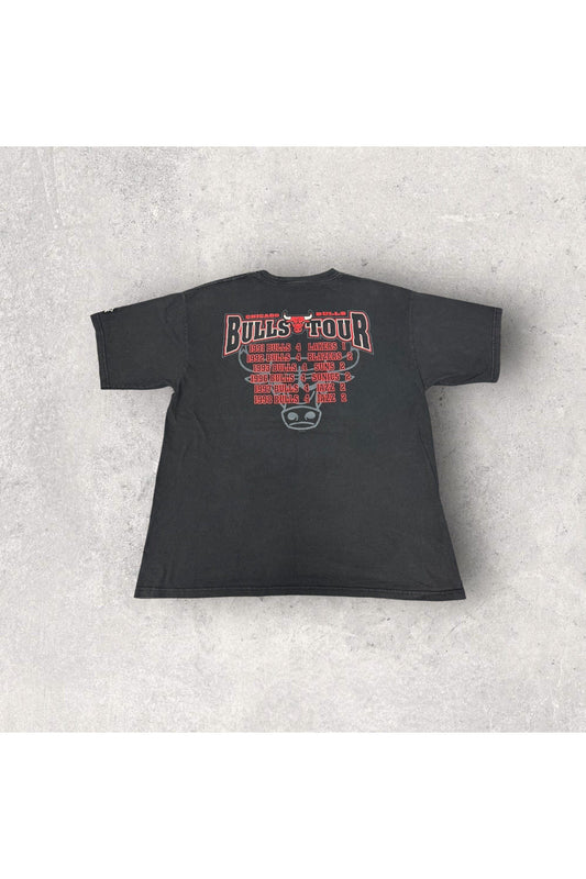 Vintage 1998 Starter Chicago Bulls NBA Champions Bulls Tour Tee- L