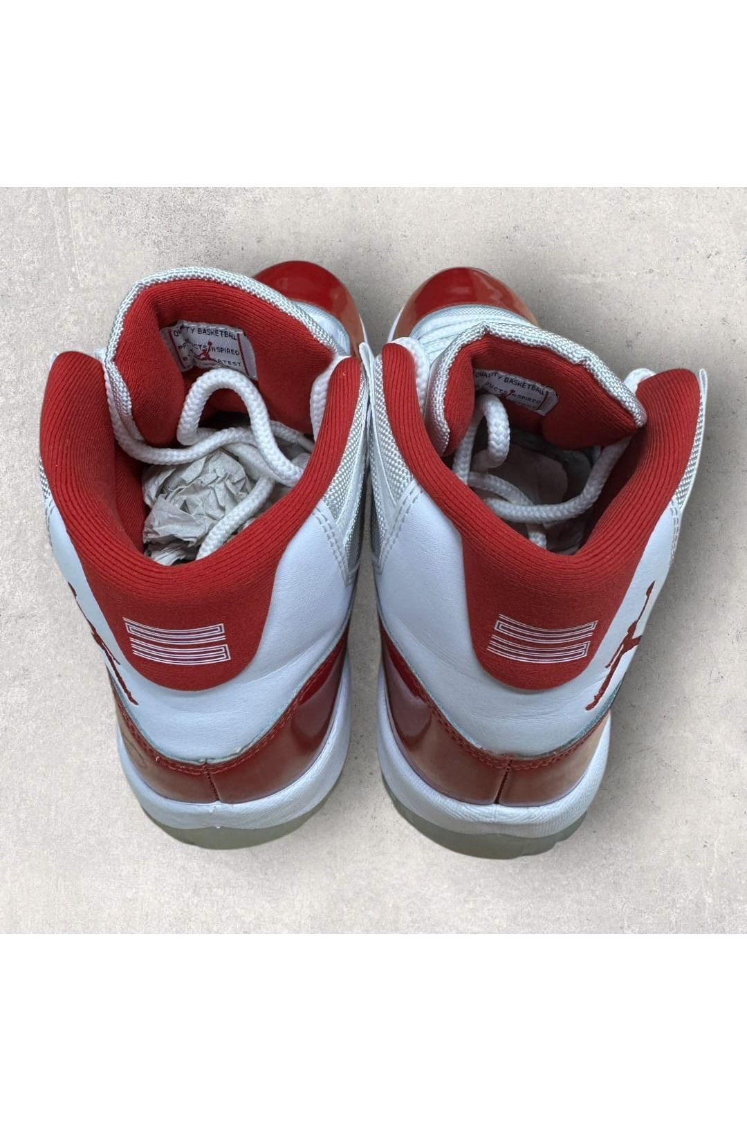 Jordan 11 Retro Cherry (2022)- SZ 10