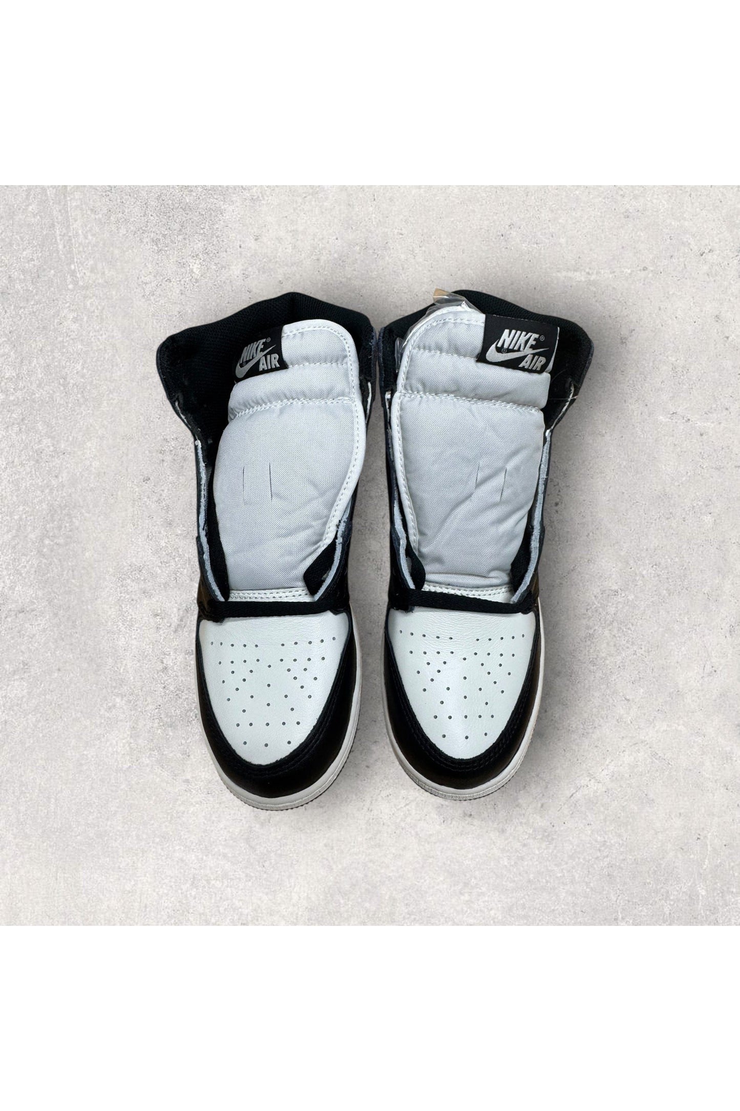 Jordan 1 Retro High Dark Mocha (GS)- SZ 6Y