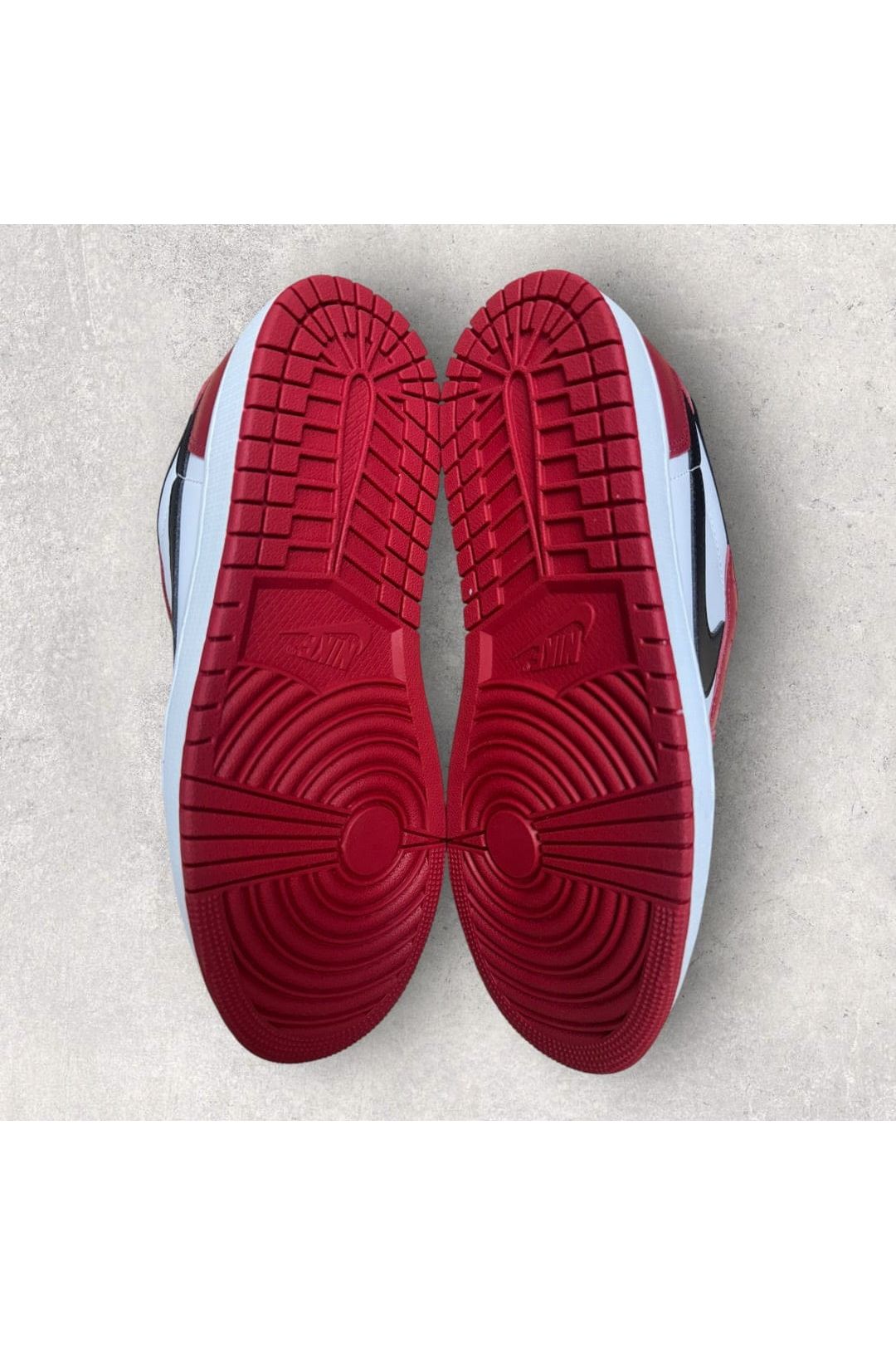 Jordan 1 Retro Low OG Chicago (2025)- SZ 9.5
