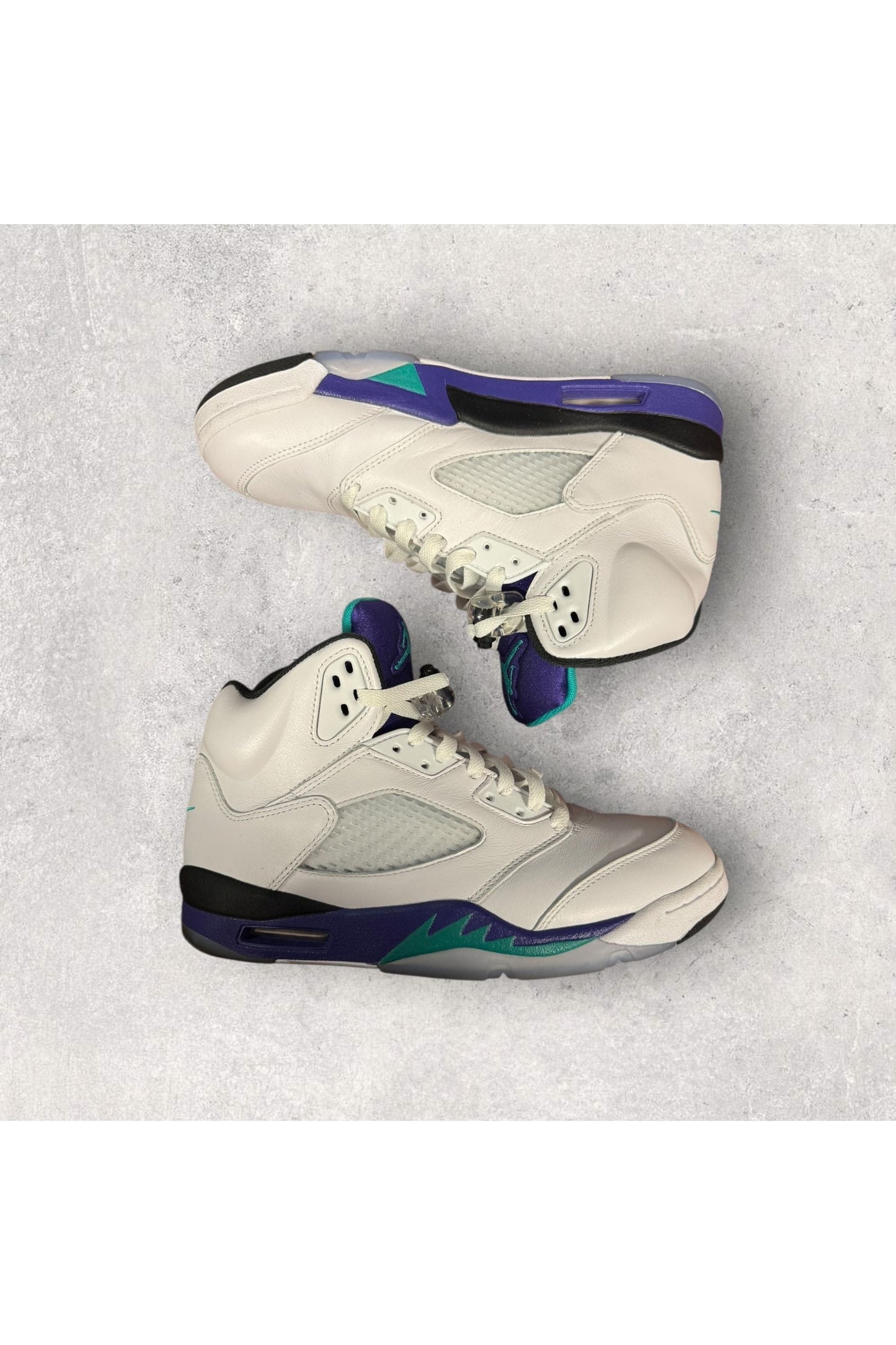 Jordan 5 Retro Grape (2025)- SZ 8.5