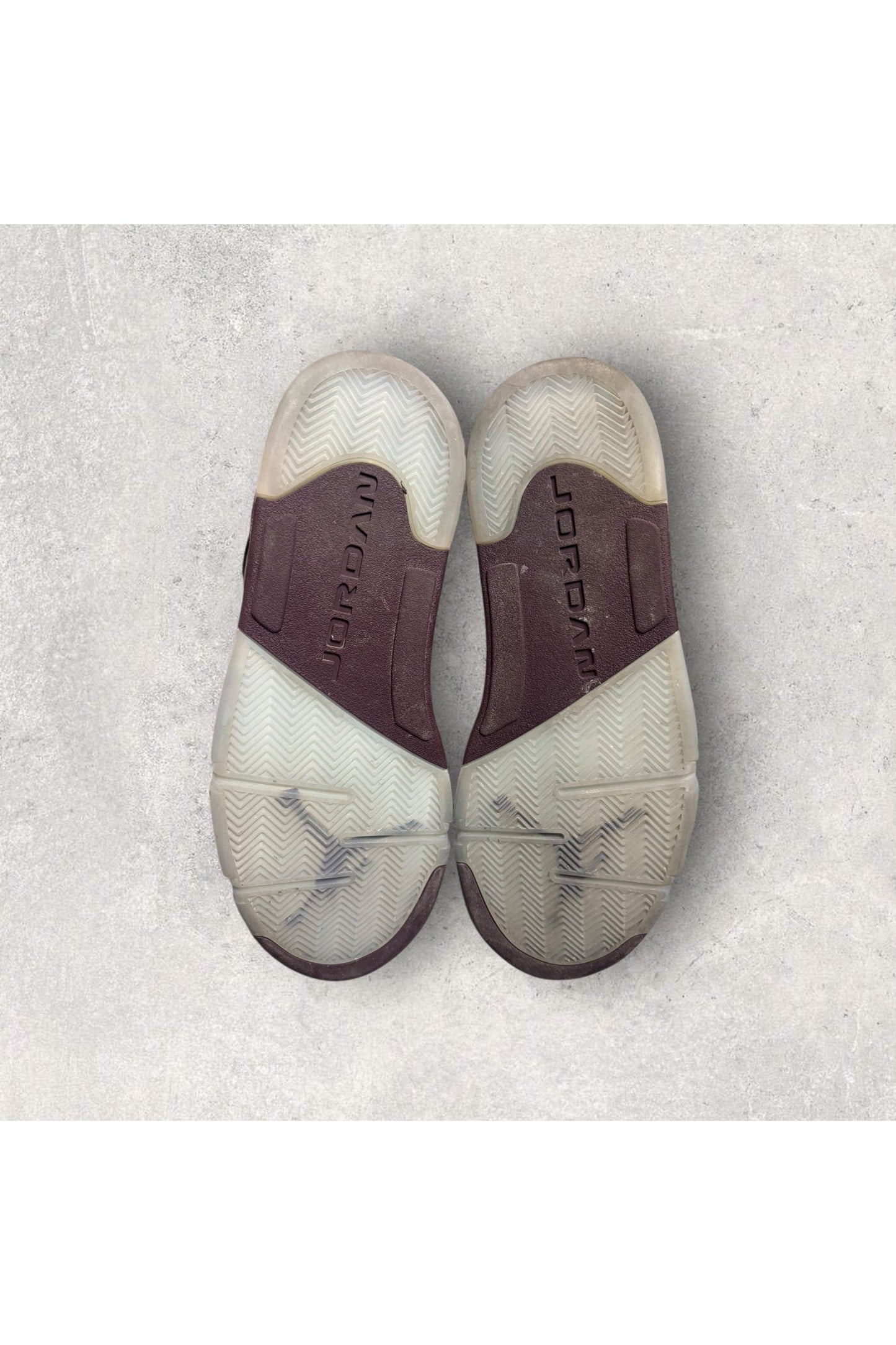 Jordan 5 Retro Burgundy (2023)- SZ 12