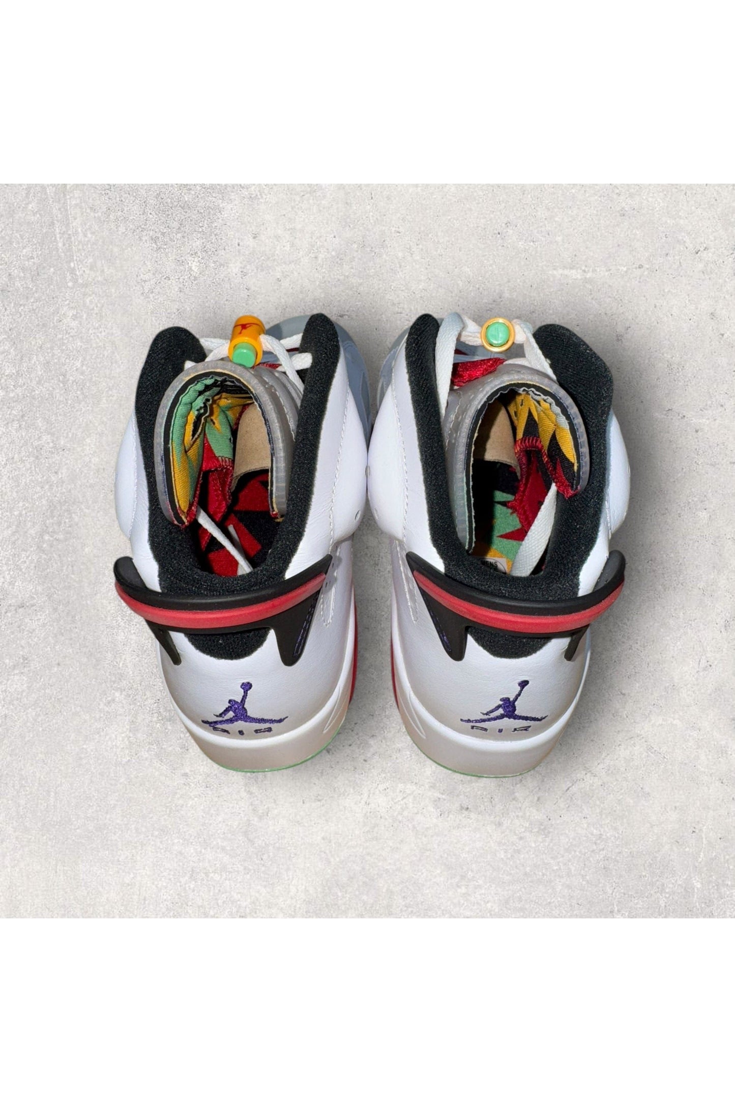 Jordan 6 Retro Hare- SZ 7M/8.5W