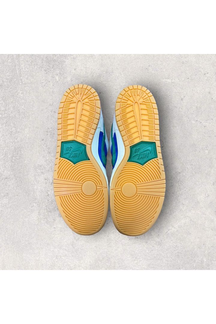 Nike SB Dunk Low HYPER ROYAL MALACHITE