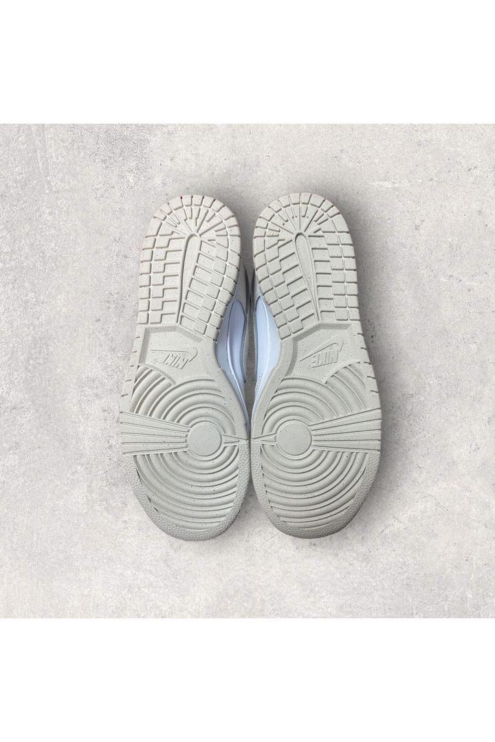 Nike Dunk Low SE JUST DO IT WHITE PHANTOM (WOMEN'S)