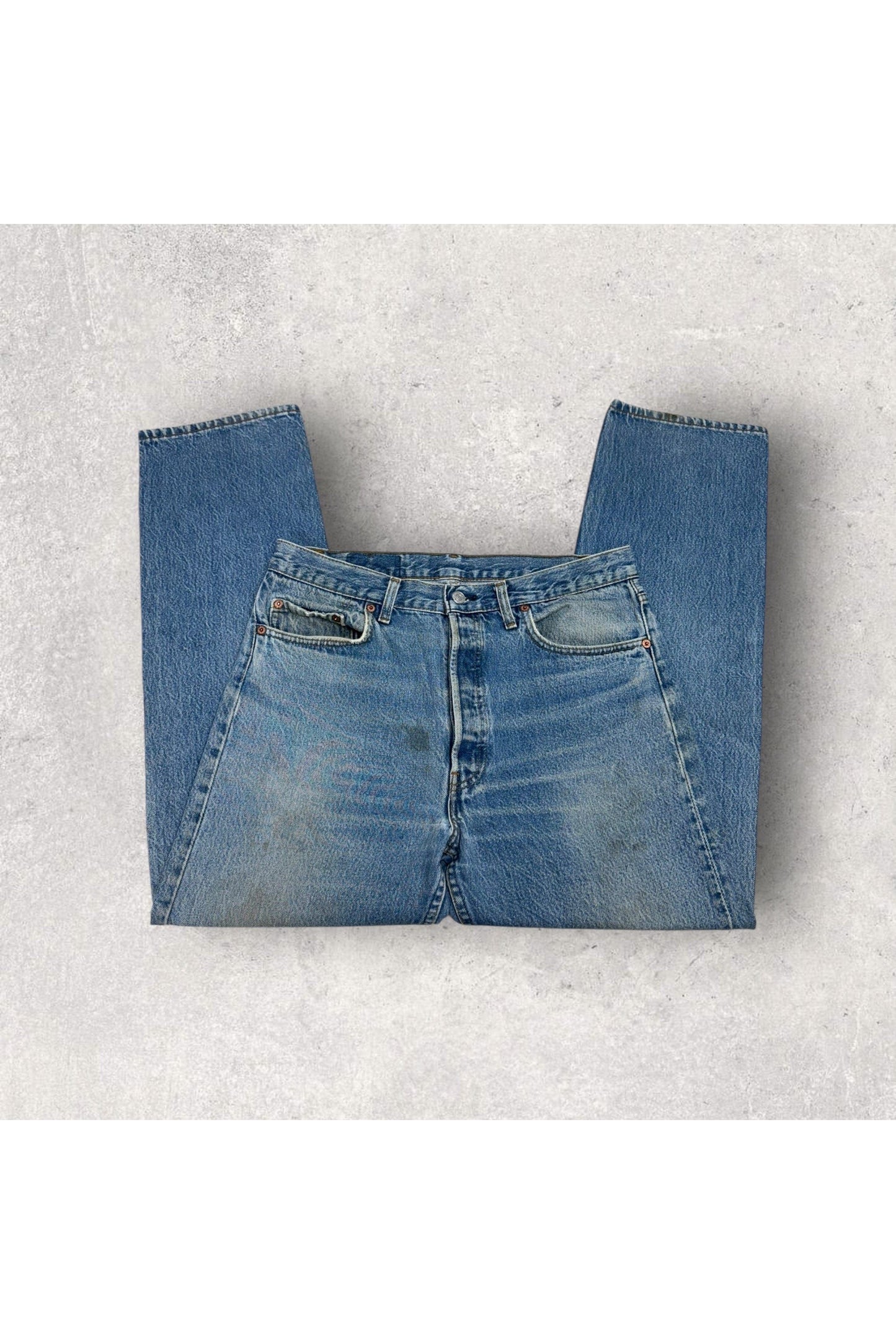 Vintage Made In USA Levi's 501 Button Fly Jeans- 34 x 30