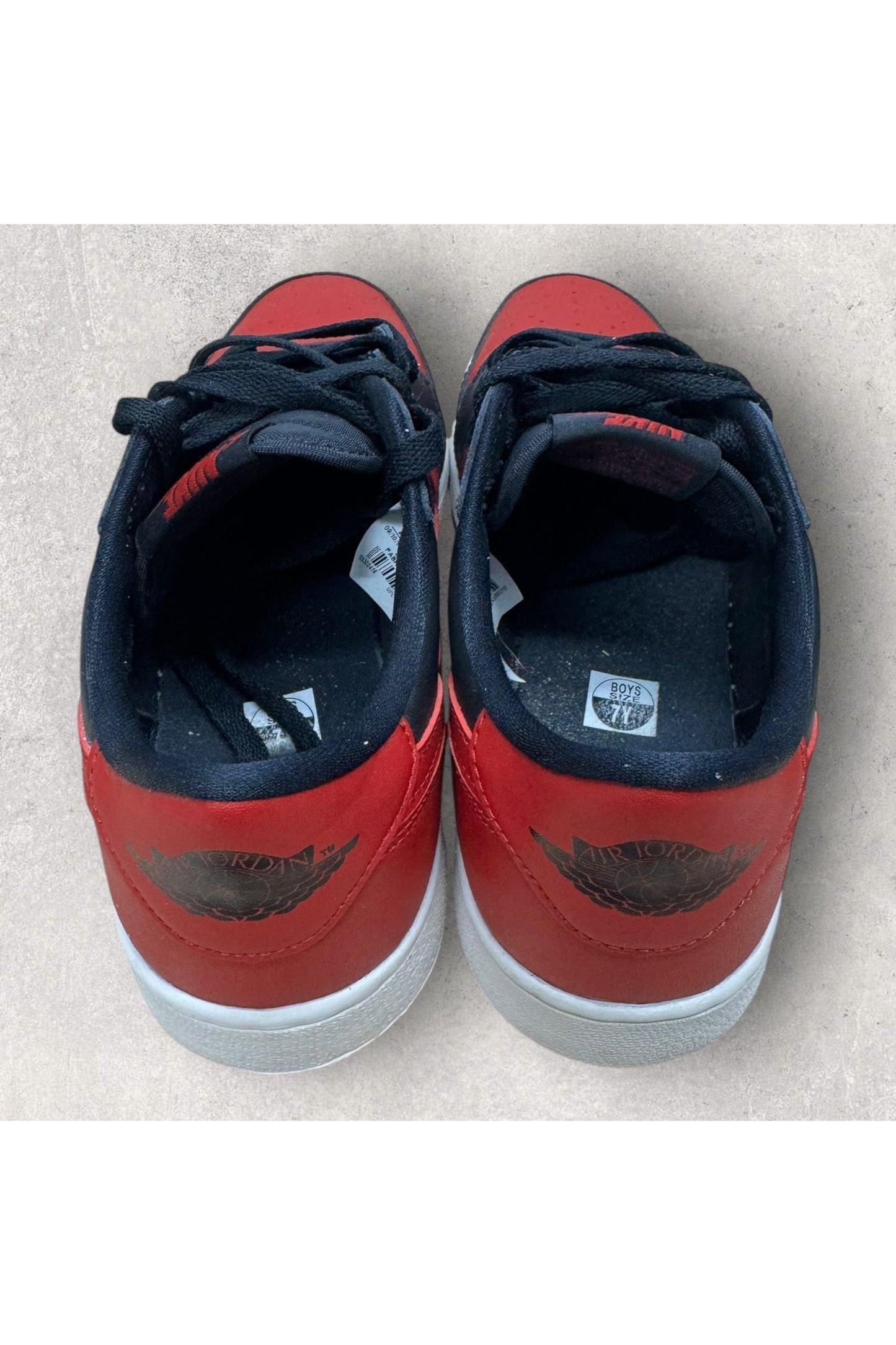Jordan 1 Retro Low Bred (2015) (GS)- 7Y