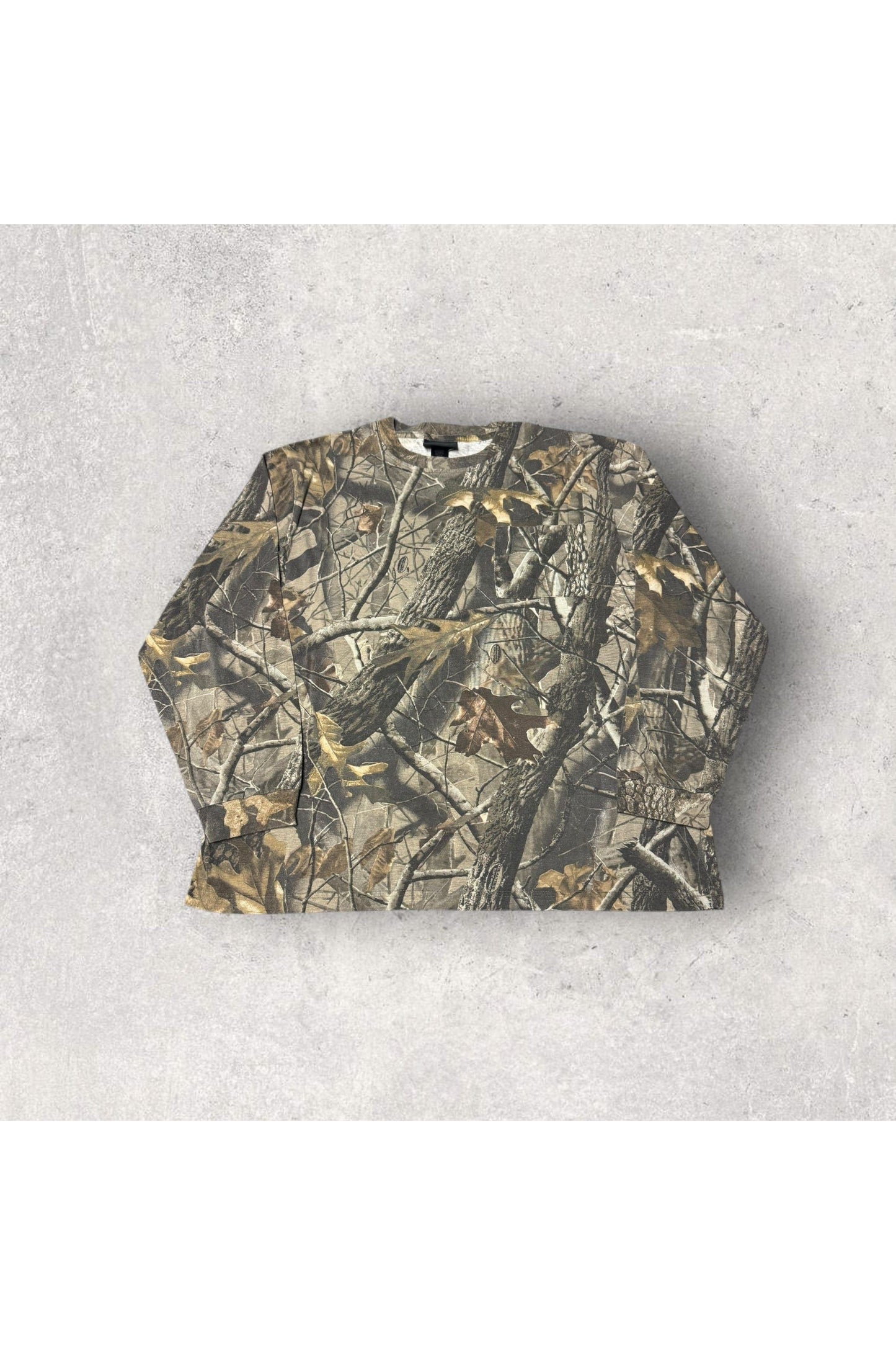 Vintage Winchester Real Tree Camo Pocket Long Sleeve- L