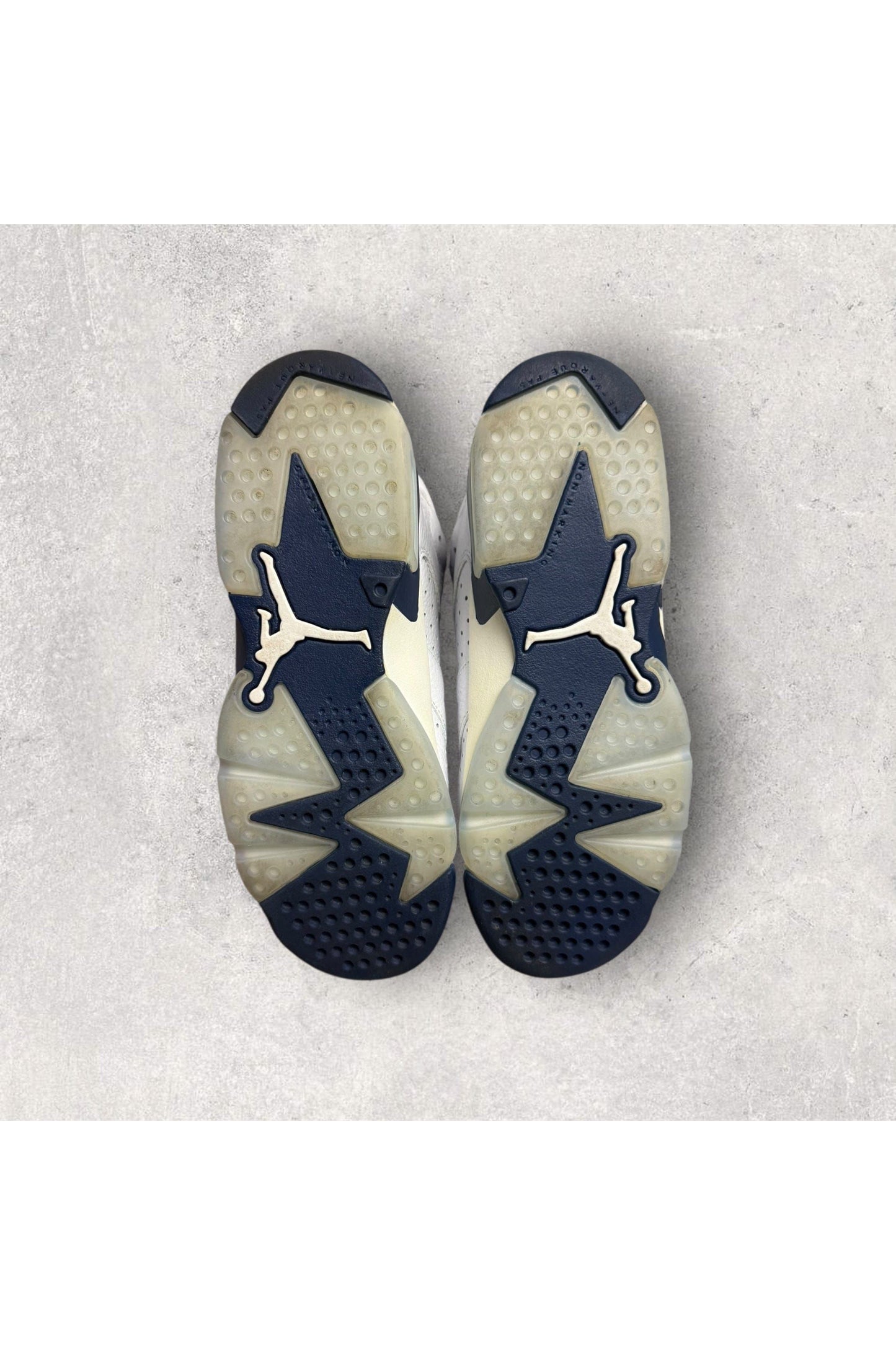 Jordan 6 Retro Midnight Navy (2022) (GS)- SZ 6Y