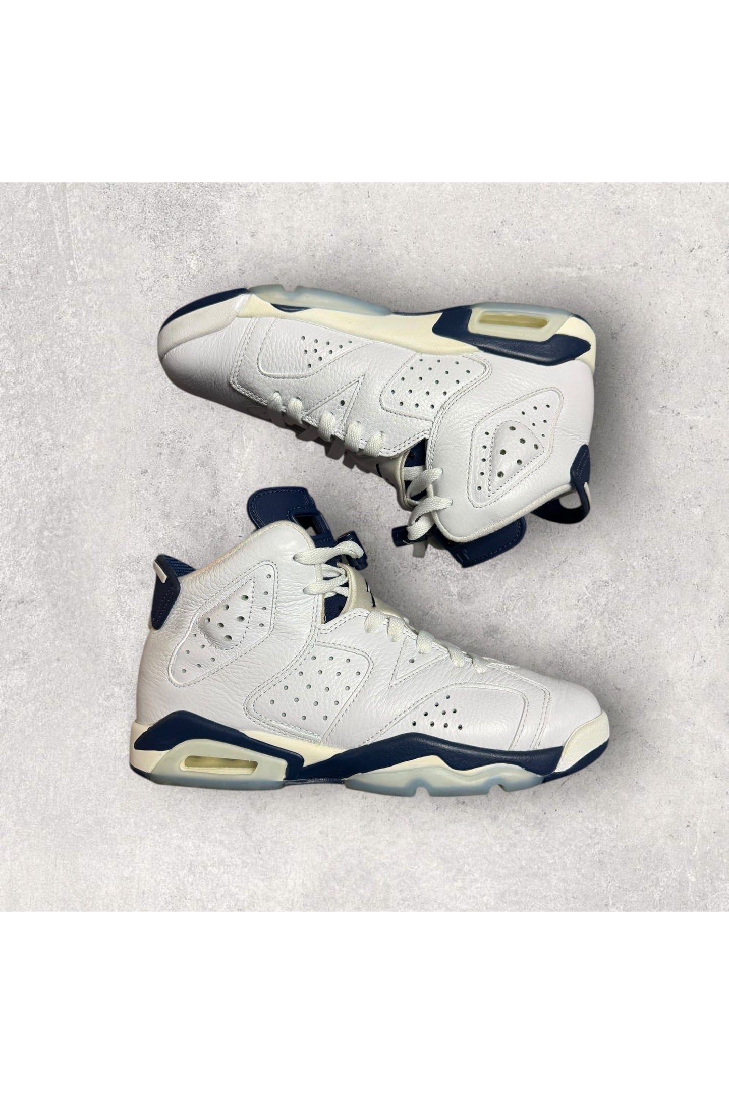 Jordan 6 Retro Midnight Navy (2022) (GS)- SZ 6Y