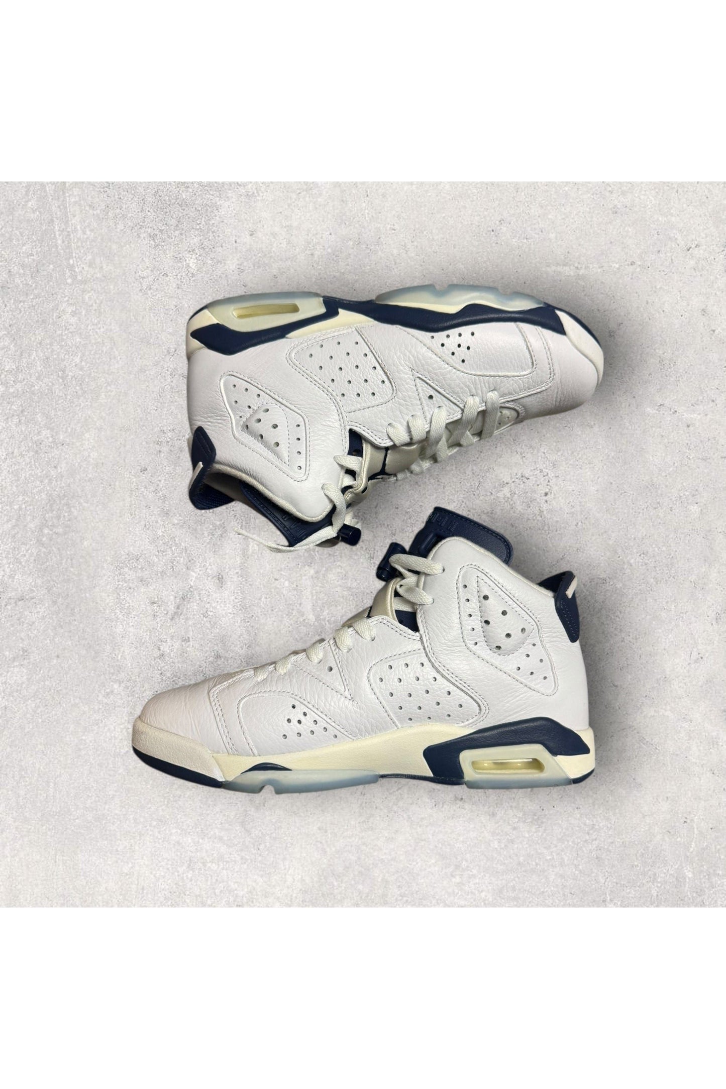 Jordan 6 Retro Midnight Navy (2022) (GS)- SZ 6Y