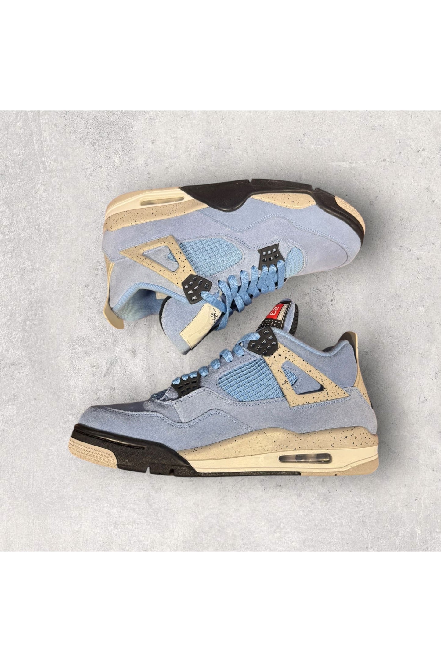 Jordan 4 Retro University Blue- SZ 10