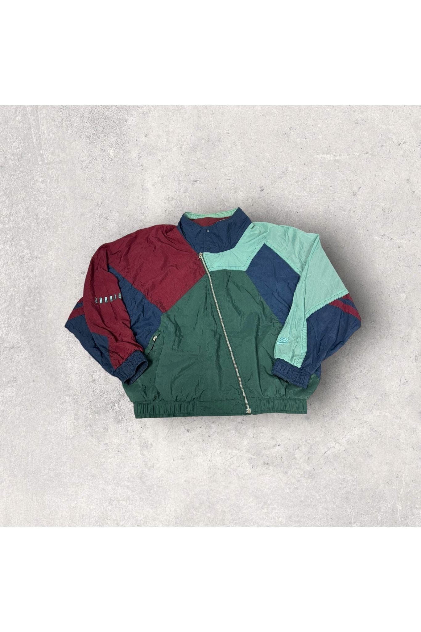 Vintage 90s Nike Air Jordan Windbreaker L XL BACK2THEVINTAGE