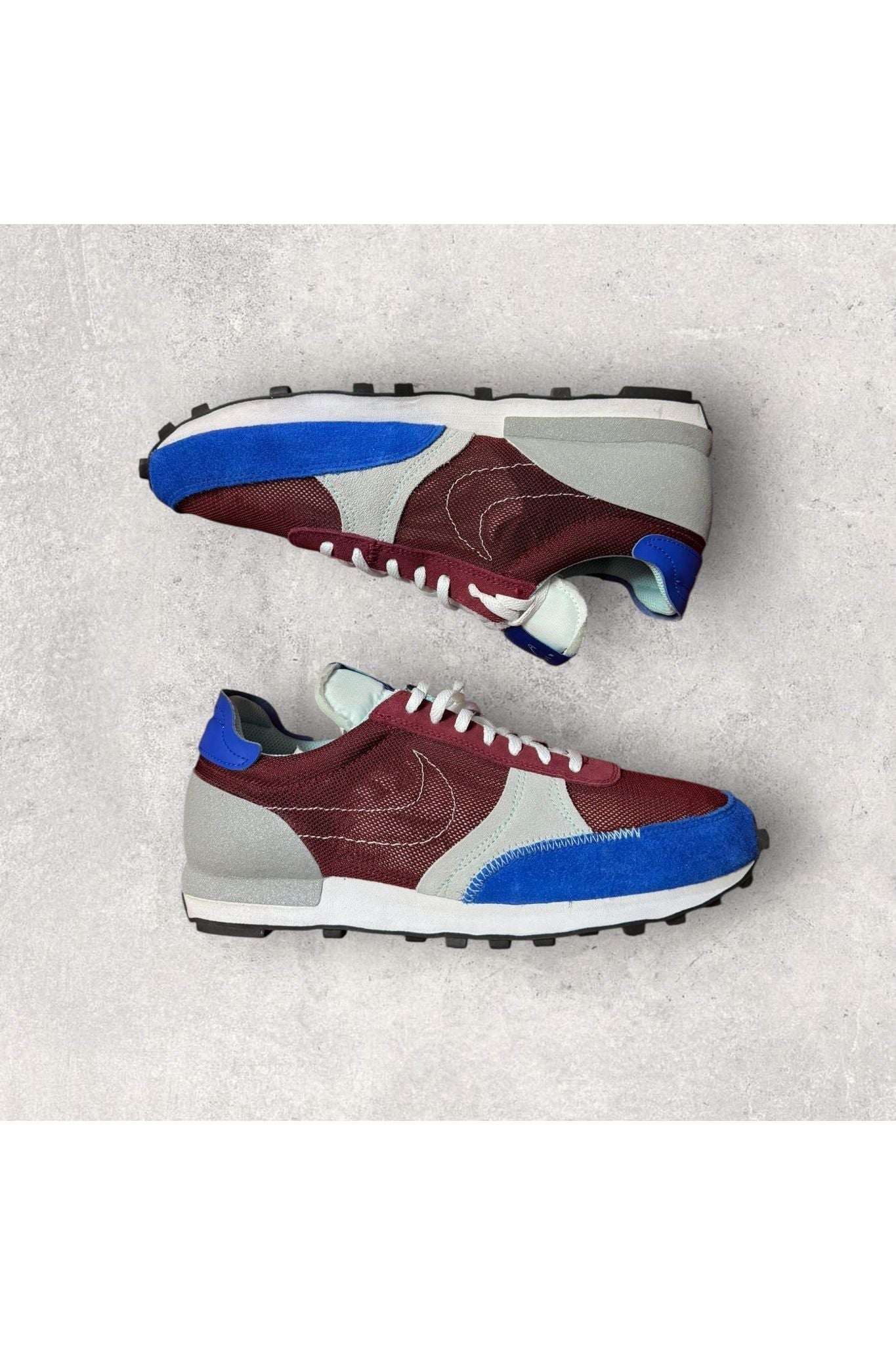 Nike Daybreak Type BURGUNDY ROYAL
