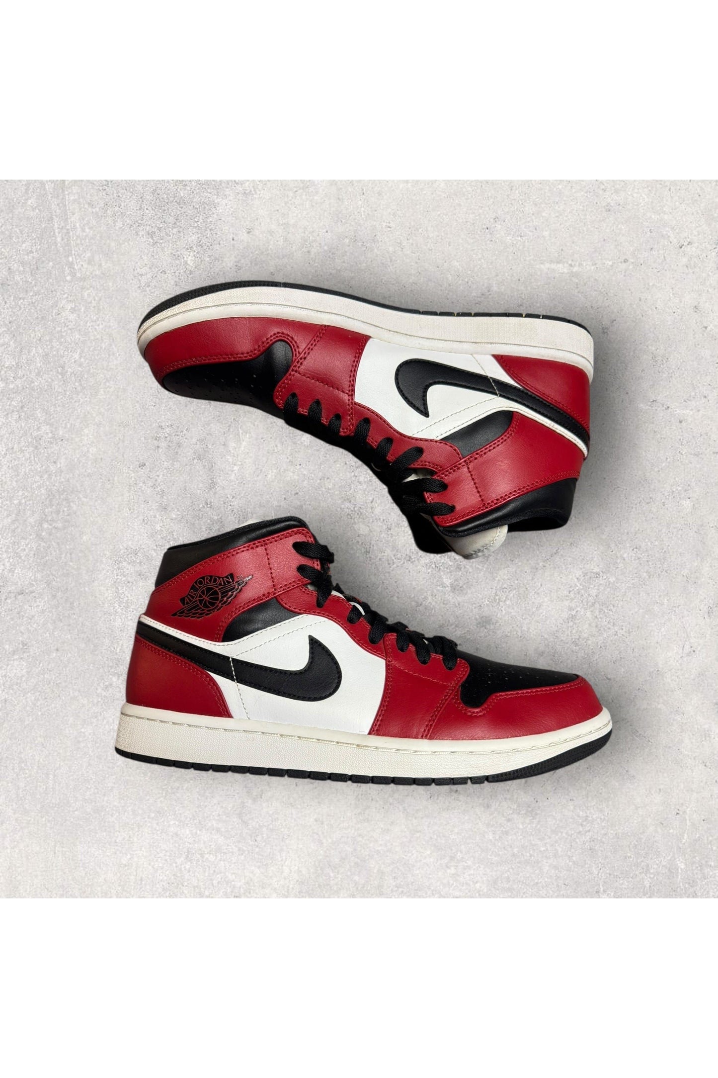 Jordan 1 Mid Chicago Toe- SZ 10