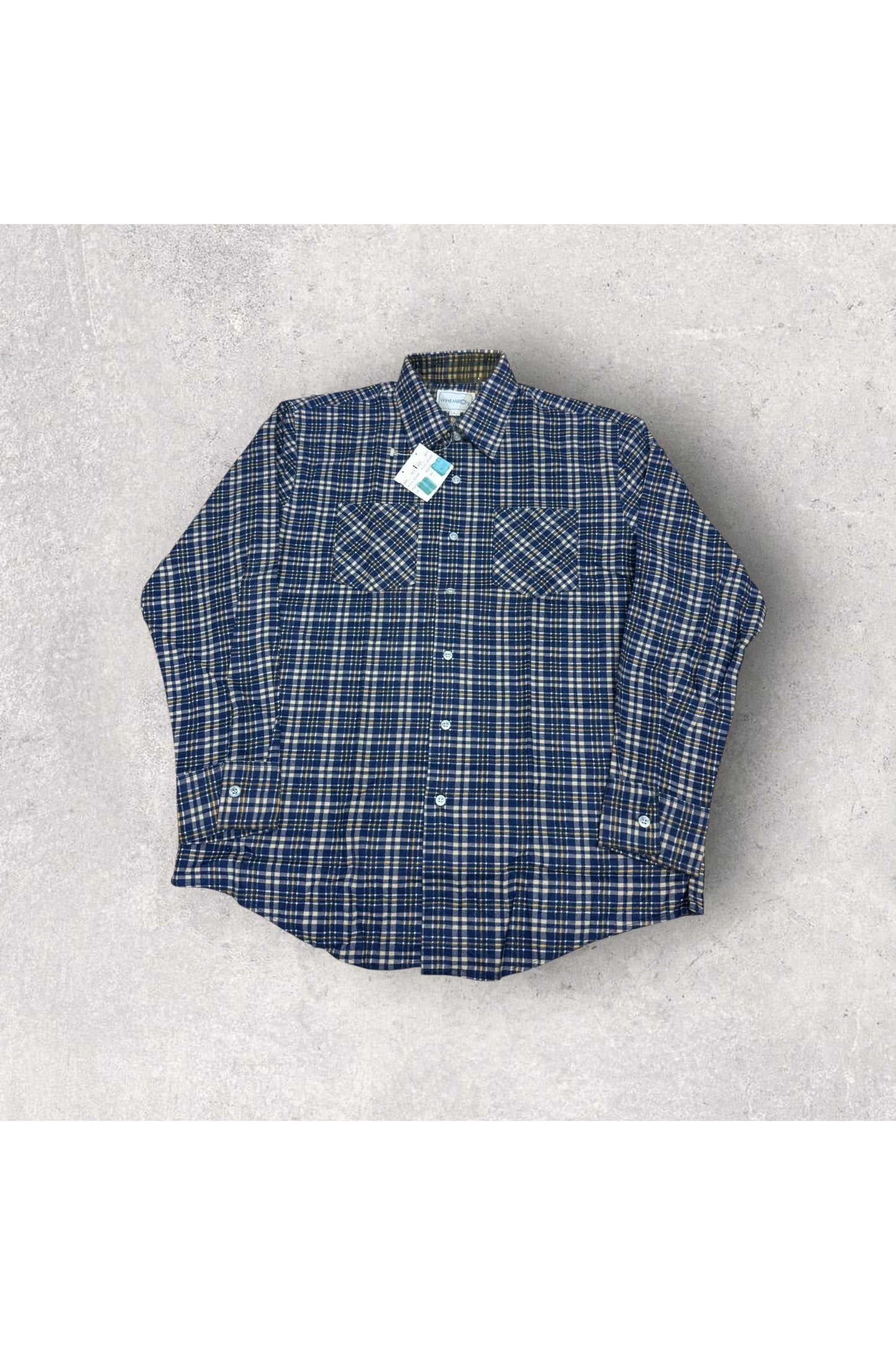 Vintage Deadstock 1970s Wind-Mill Plaid Flannel Long Sleeve Button Up- L