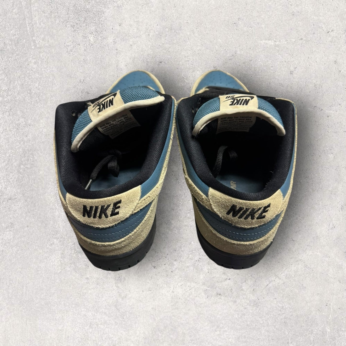 Nike SB Dunk Low Light Cream Thunderstorm- SZ 11.5