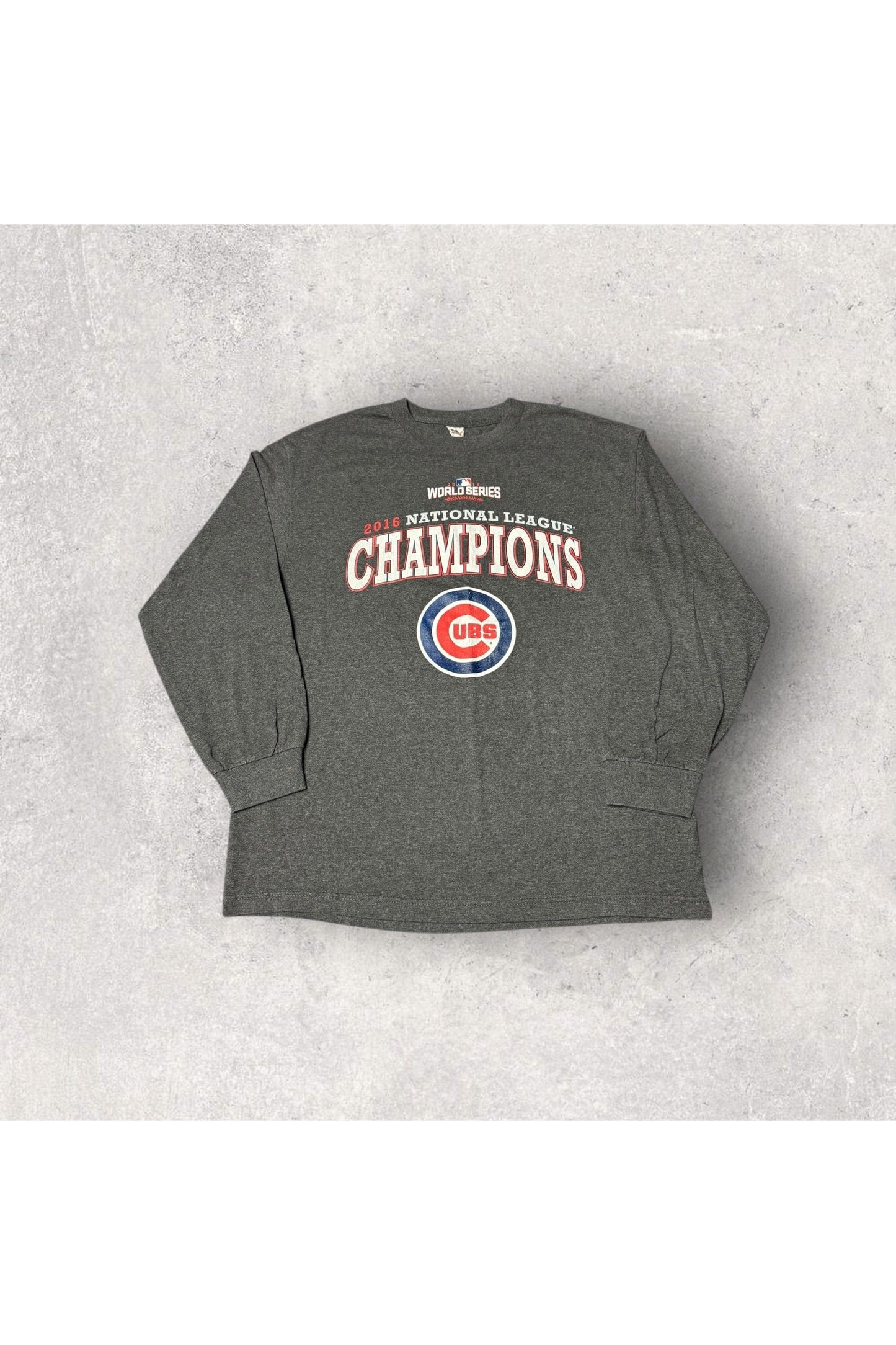 2016 Chicago Cubs World Series Long Sleeve- L
