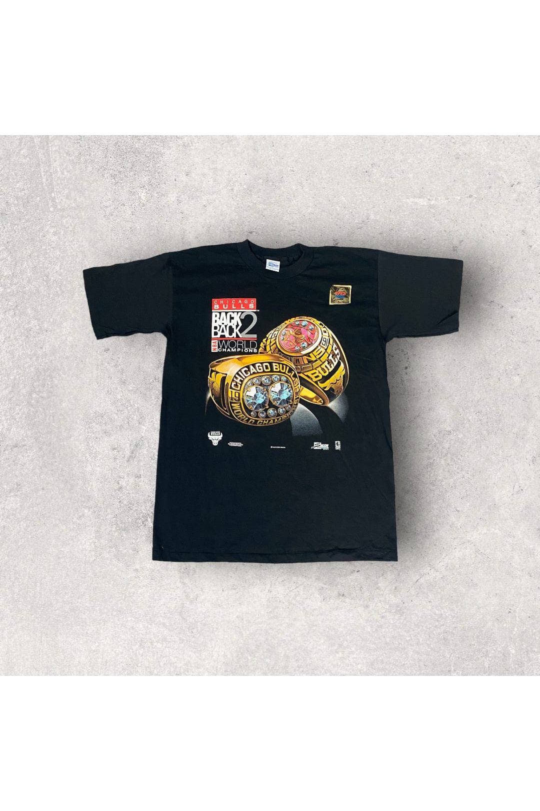 Vintage Deadstock Salem Chicago Bulls Back 2 Back 91-92 World Champions Rings Tee- L