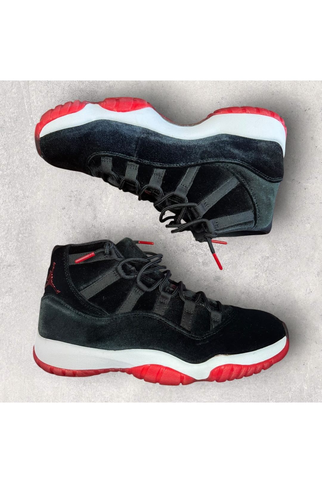 Jordan 11 Retro Bred Velvet (Women's)- SZ 11W/9.5M
